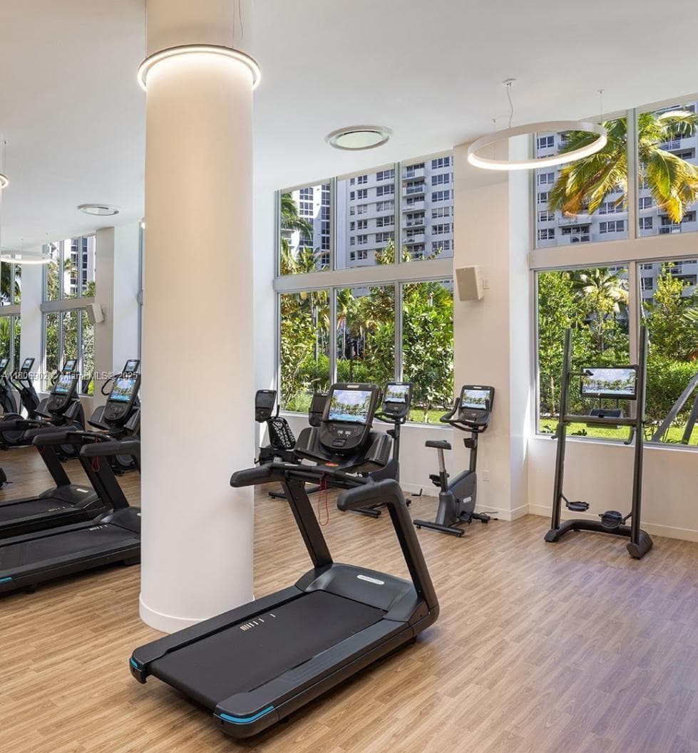 1500 Bay Rd # 1532S, Miami Beach FL 33139 — 49