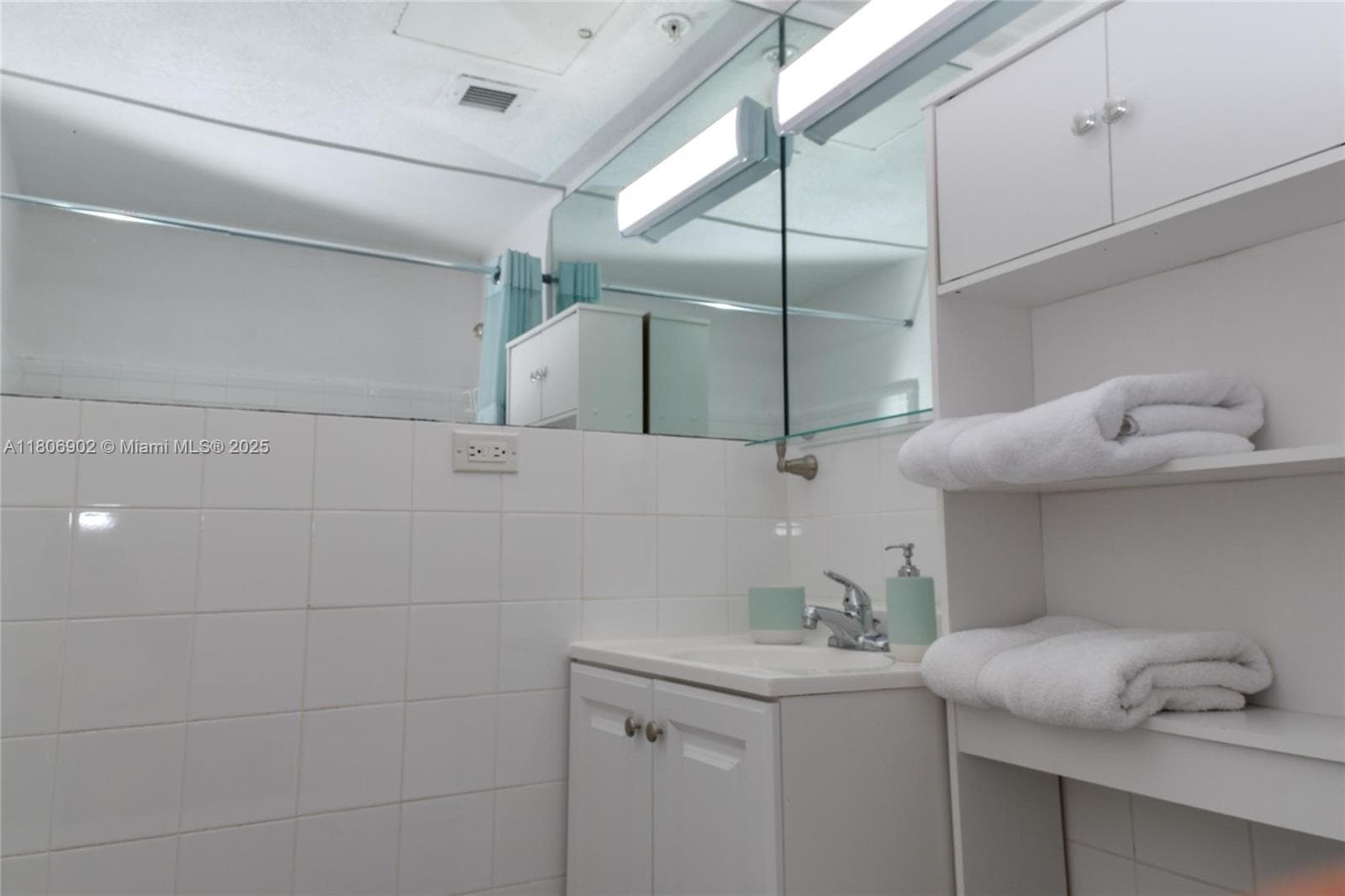 1500 Bay Rd # 1532S, Miami Beach FL 33139 — 25