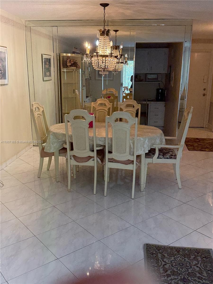 1395 NE 167th St # 203, Miami FL 33162 — 3