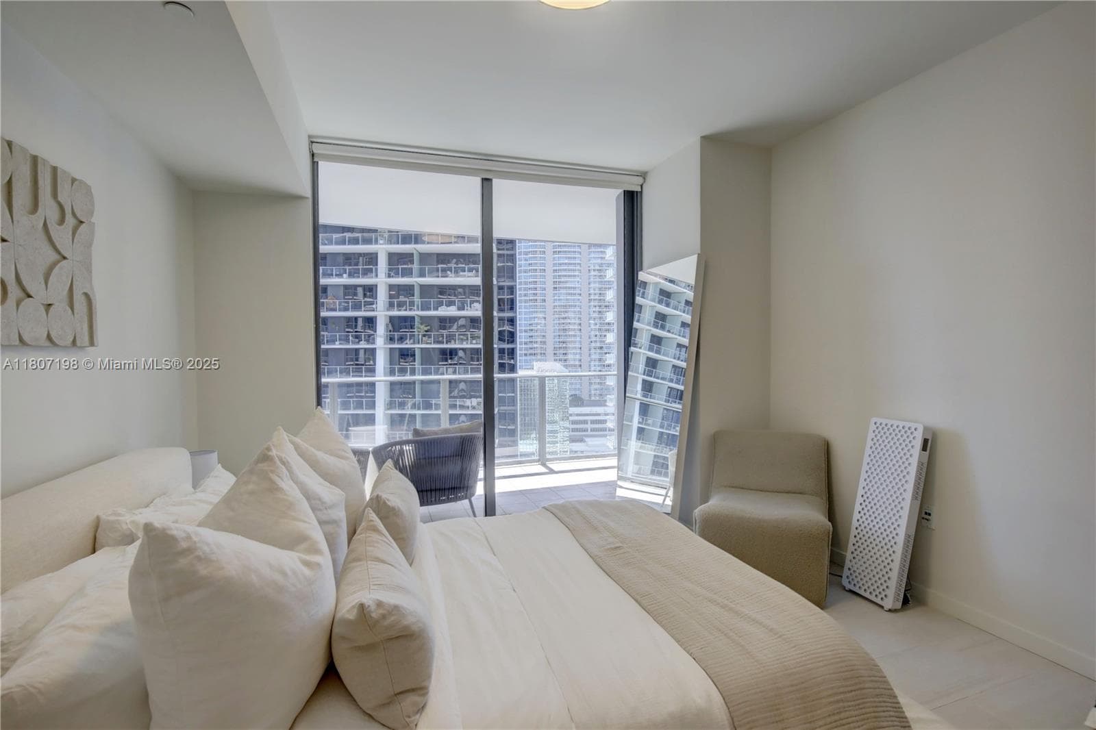 1000 Brickell Plz # 2705, Miami FL 33131 — 23