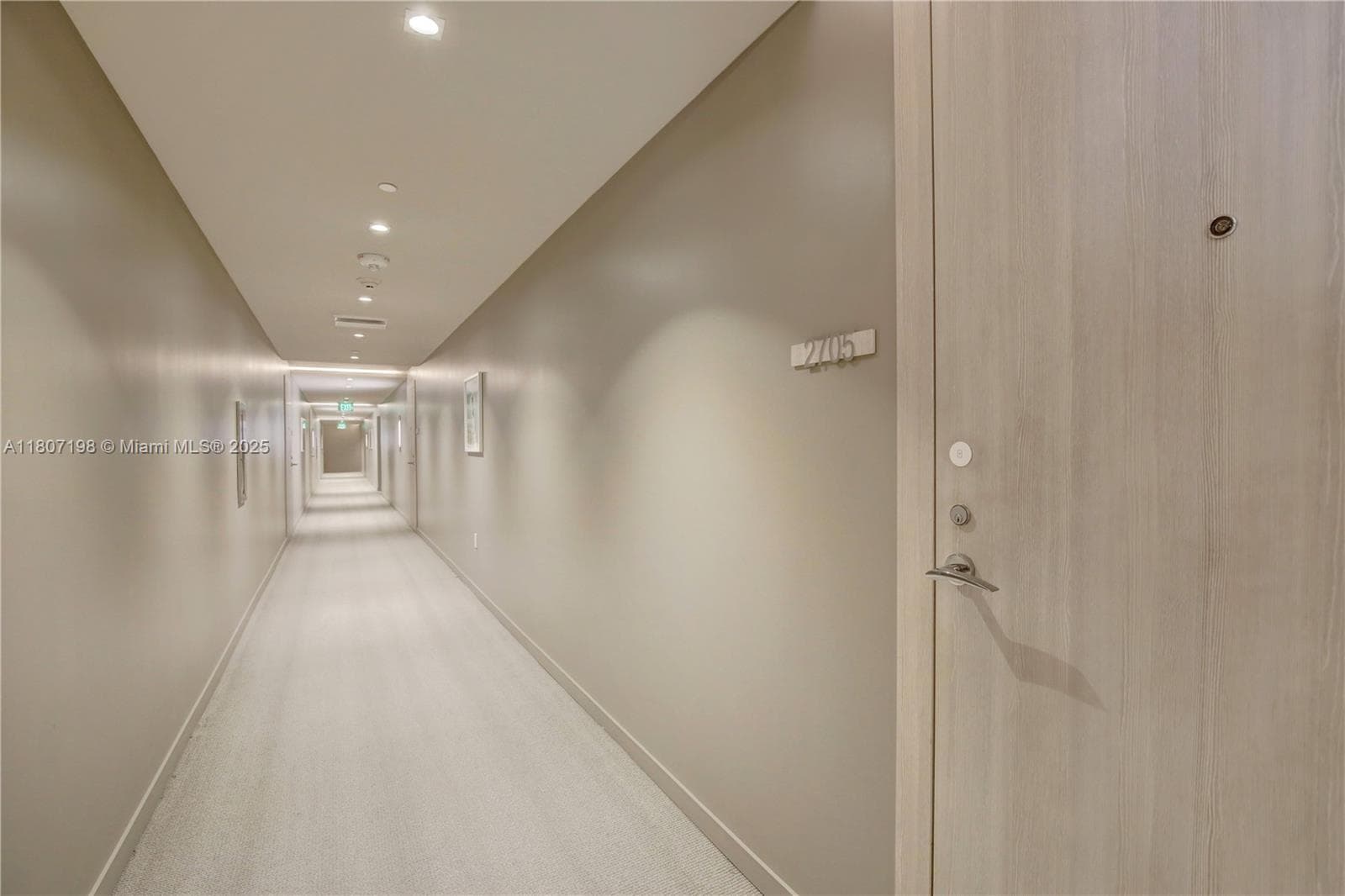 1000 Brickell Plz # 2705, Miami FL 33131 — 9