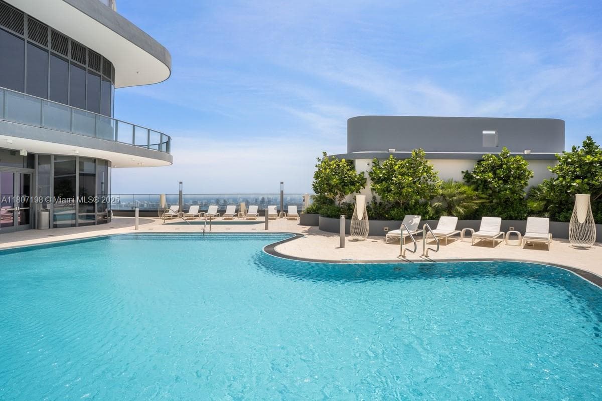 1000 Brickell Plz # 2705, Miami FL 33131 — 8