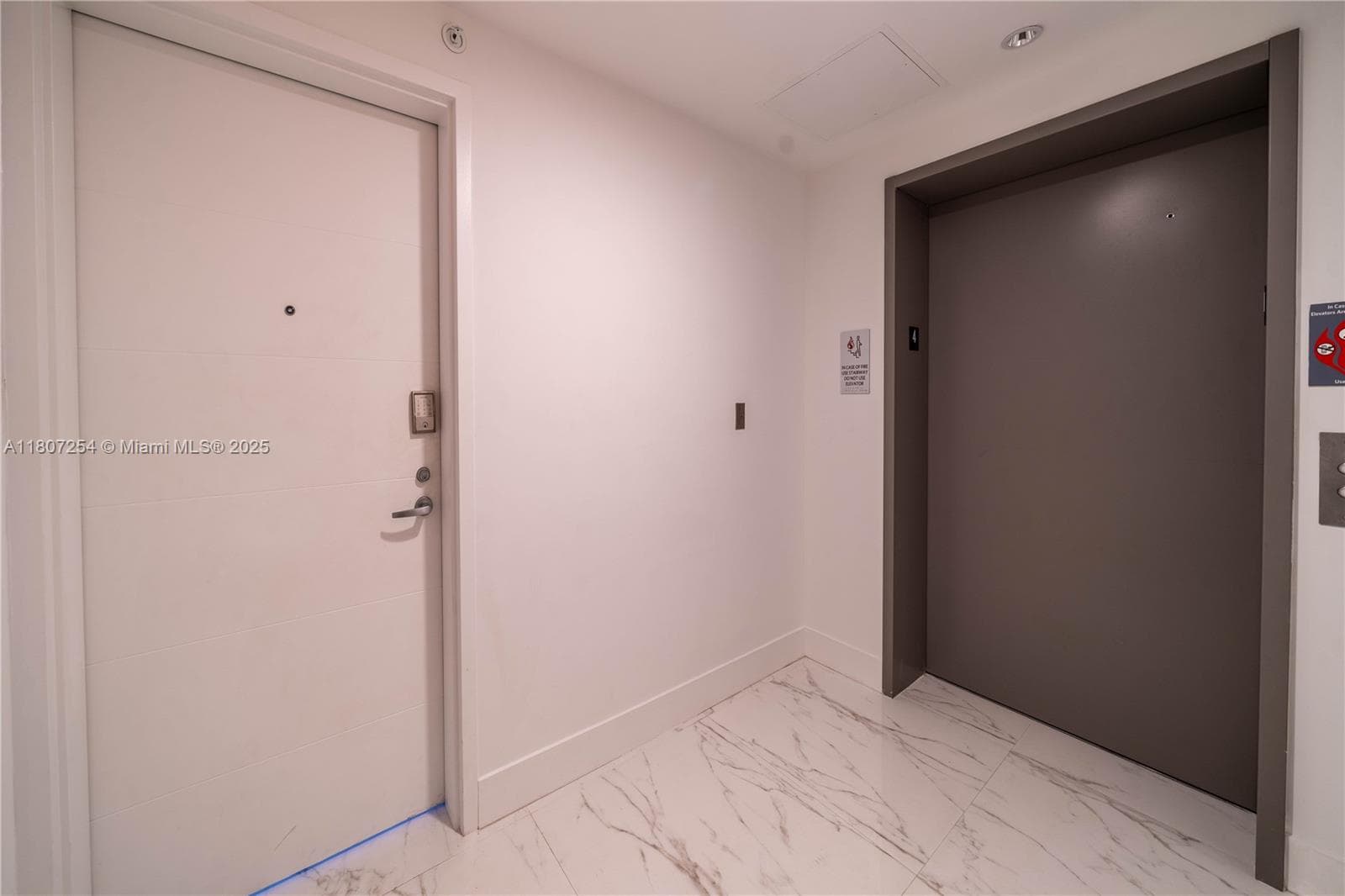 16385 Biscayne Blvd # 417, North Miami Beach FL 33160 — 36