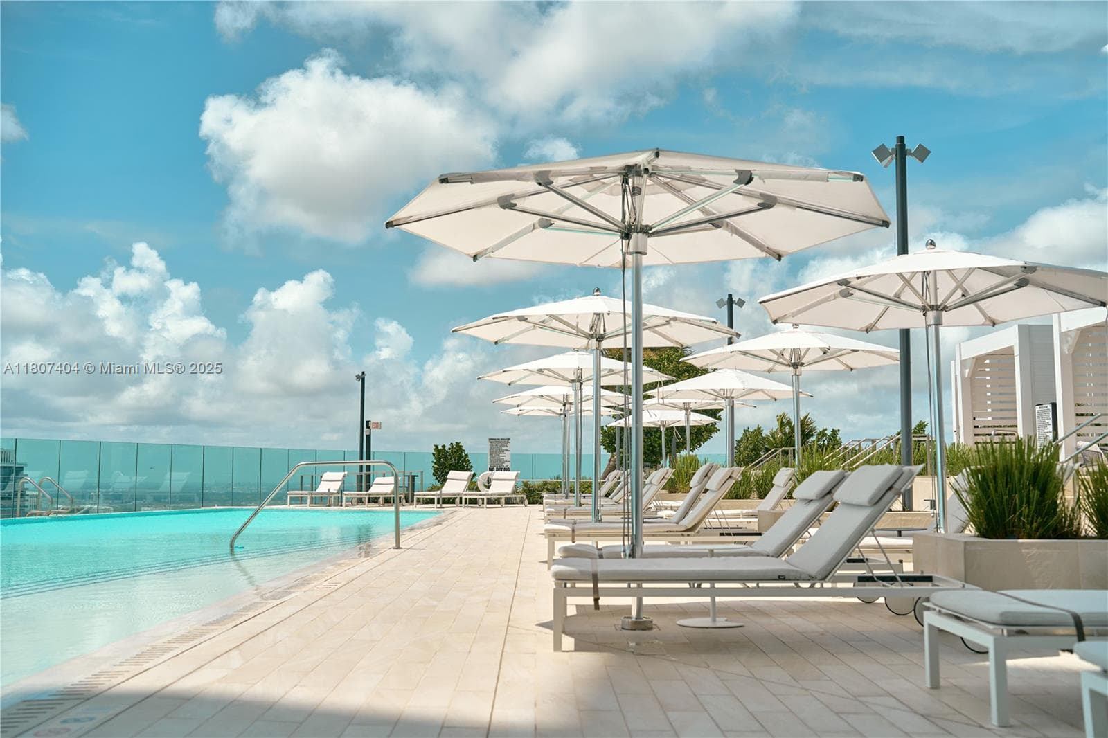 300 Biscayne Blvd Way # 3509, Miami FL 33131 — 44