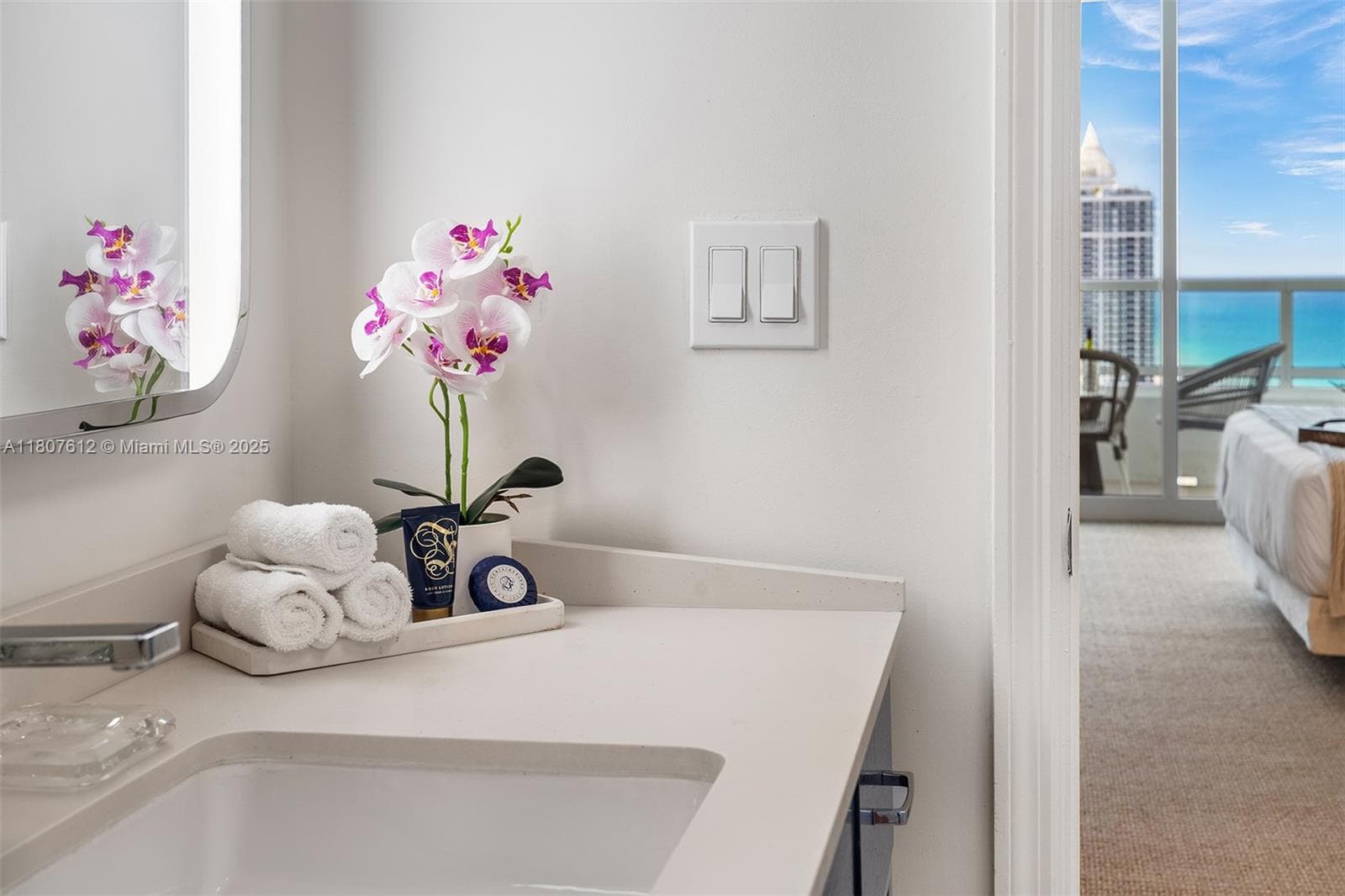4401 Collins Ave # 3505, Miami Beach FL 33140 — 18