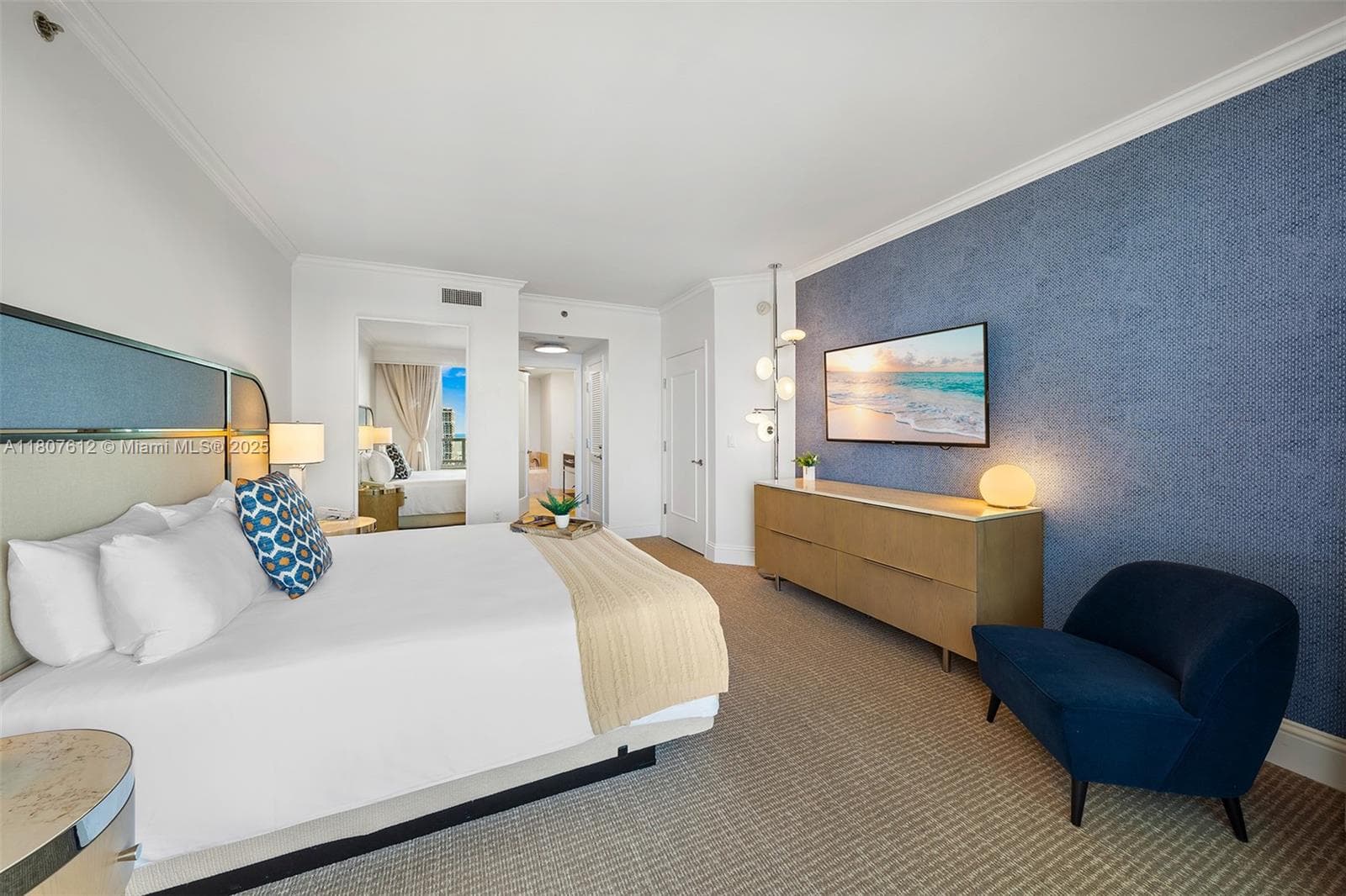 4401 Collins Ave # 3505, Miami Beach FL 33140 — 15
