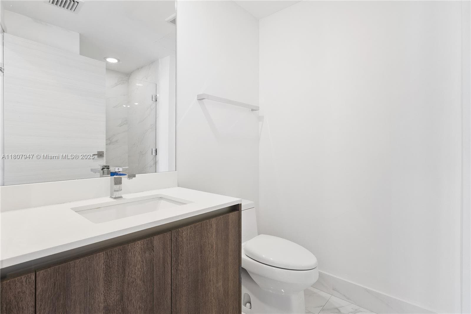 801 S Miami Ave # 2201, Miami FL 33130 — 30
