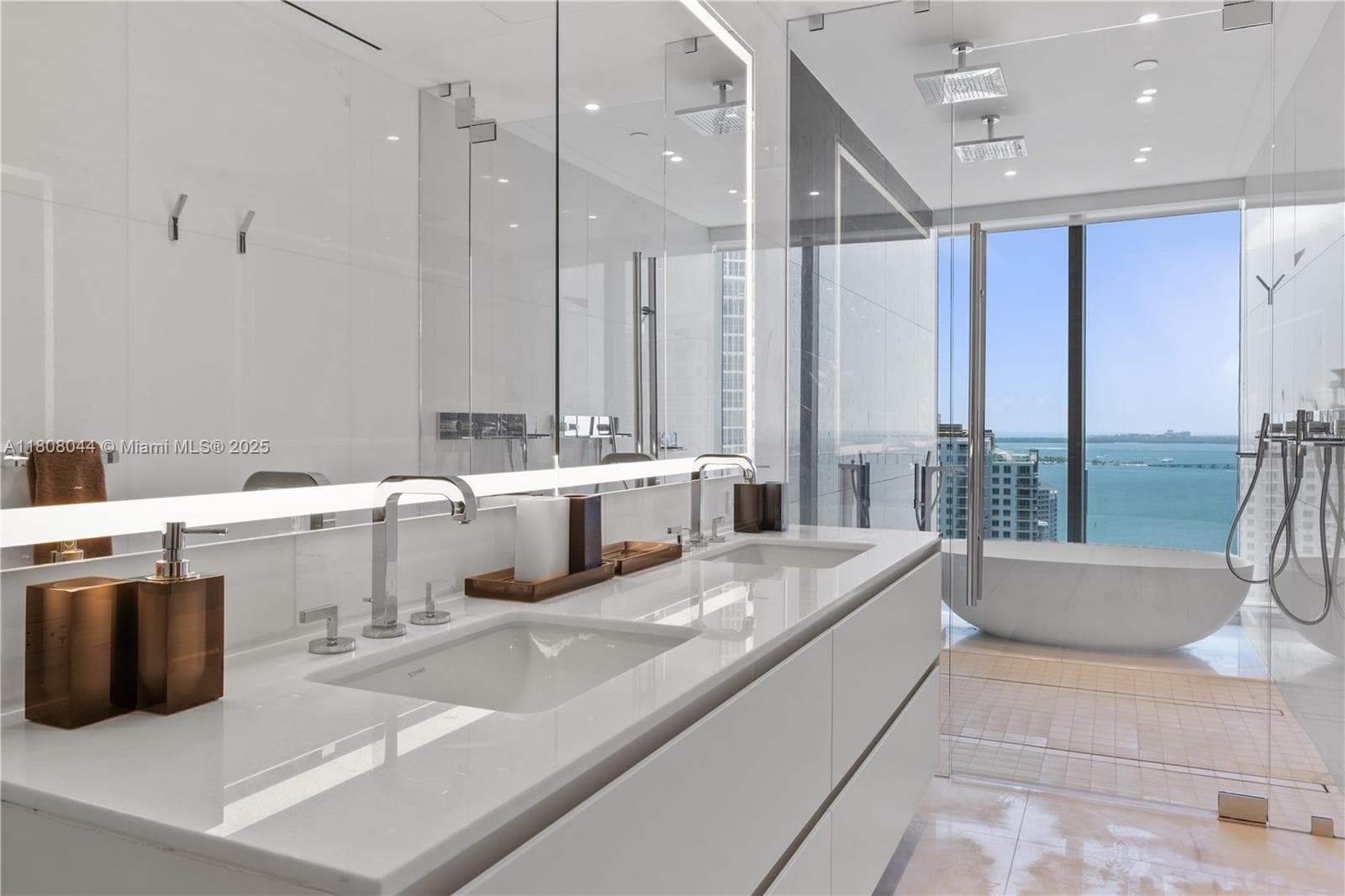 300 Biscayne Blvd Way # 3104, Miami FL 33131 — 21