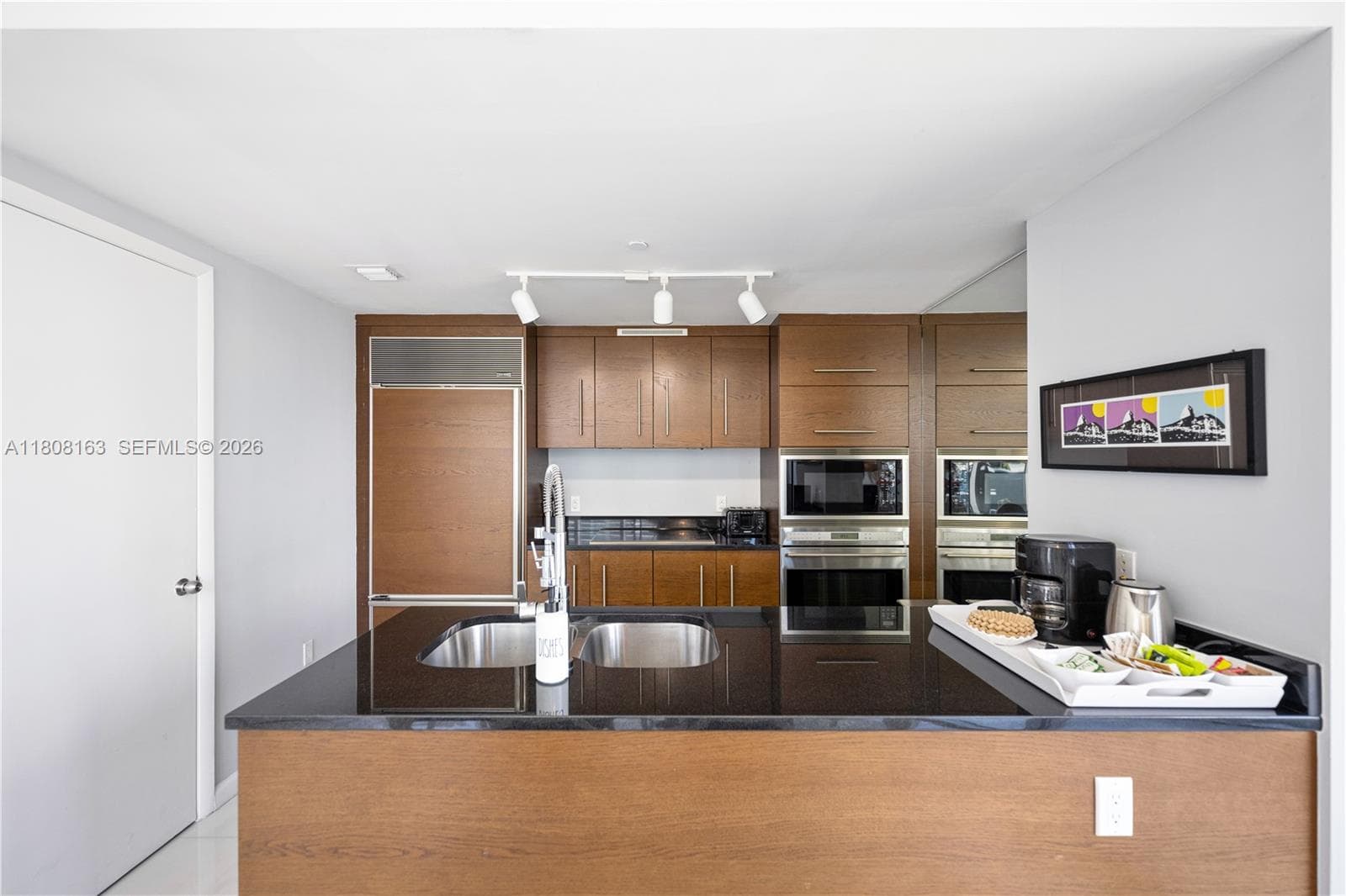 485 Brickell Ave # 1604, Miami FL 33131 — 6