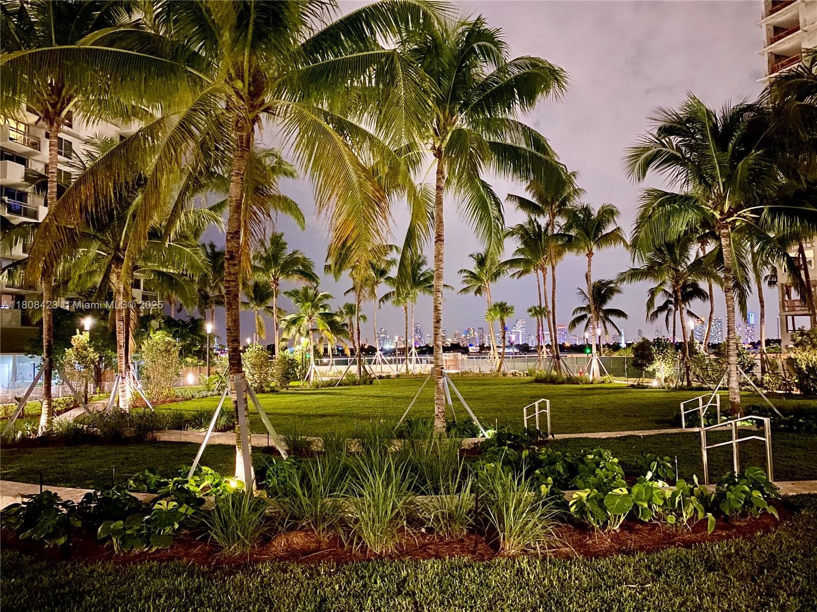 1500 Bay Rd # 1534S, Miami Beach FL 33139 — 37