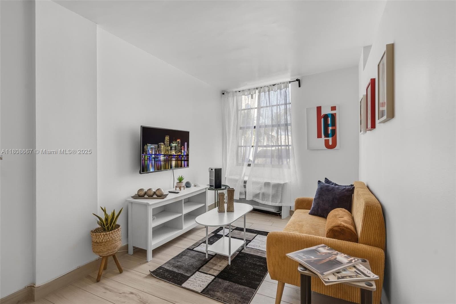 710 Washington Ave # 323, Miami Beach FL 33139 — 11