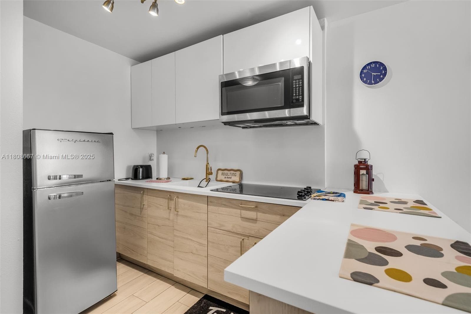 710 Washington Ave # 323, Miami Beach FL 33139 — 4