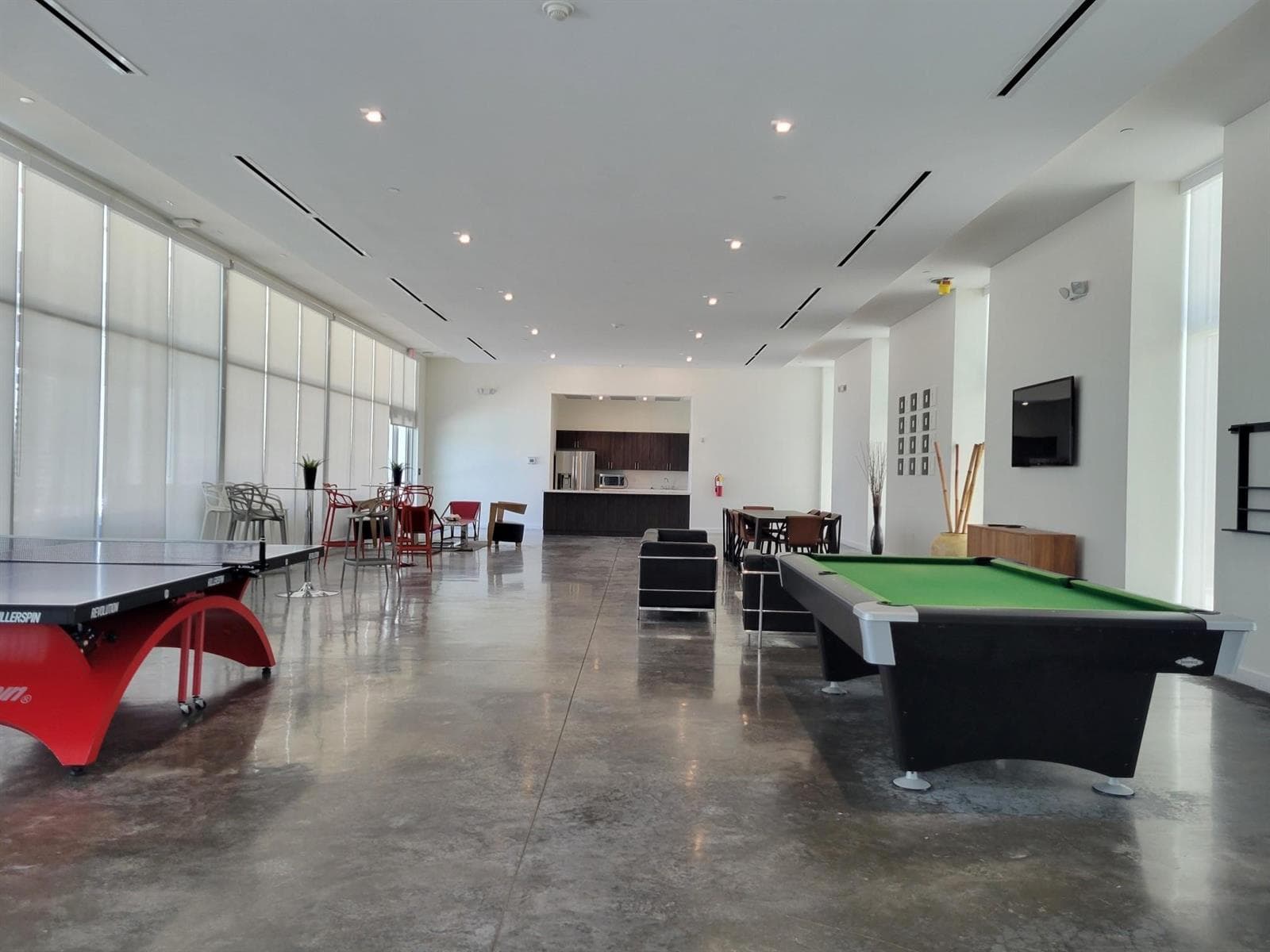 15051 Royal Oaks Lane # 902, North Miami FL 33181 — 12