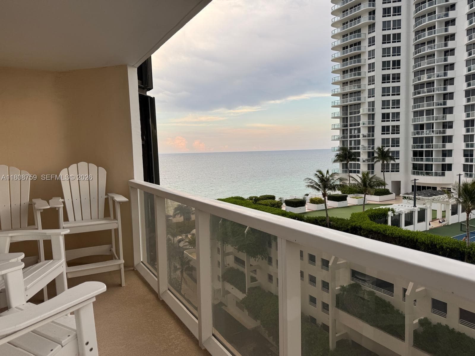 6423 Collins Ave # 1001, Miami Beach FL 33141 — 16