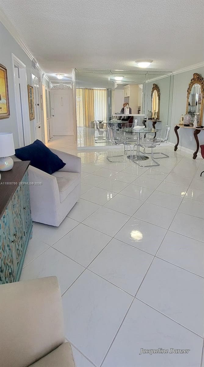 3600 NE 170th St # 404, North Miami Beach FL 33160 — 2