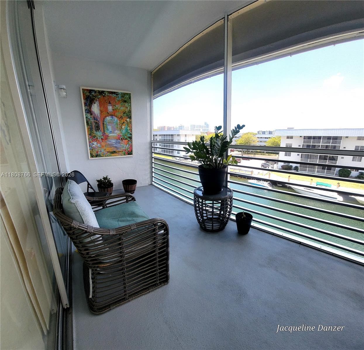 3600 NE 170th St # 404, North Miami Beach FL 33160 — 3