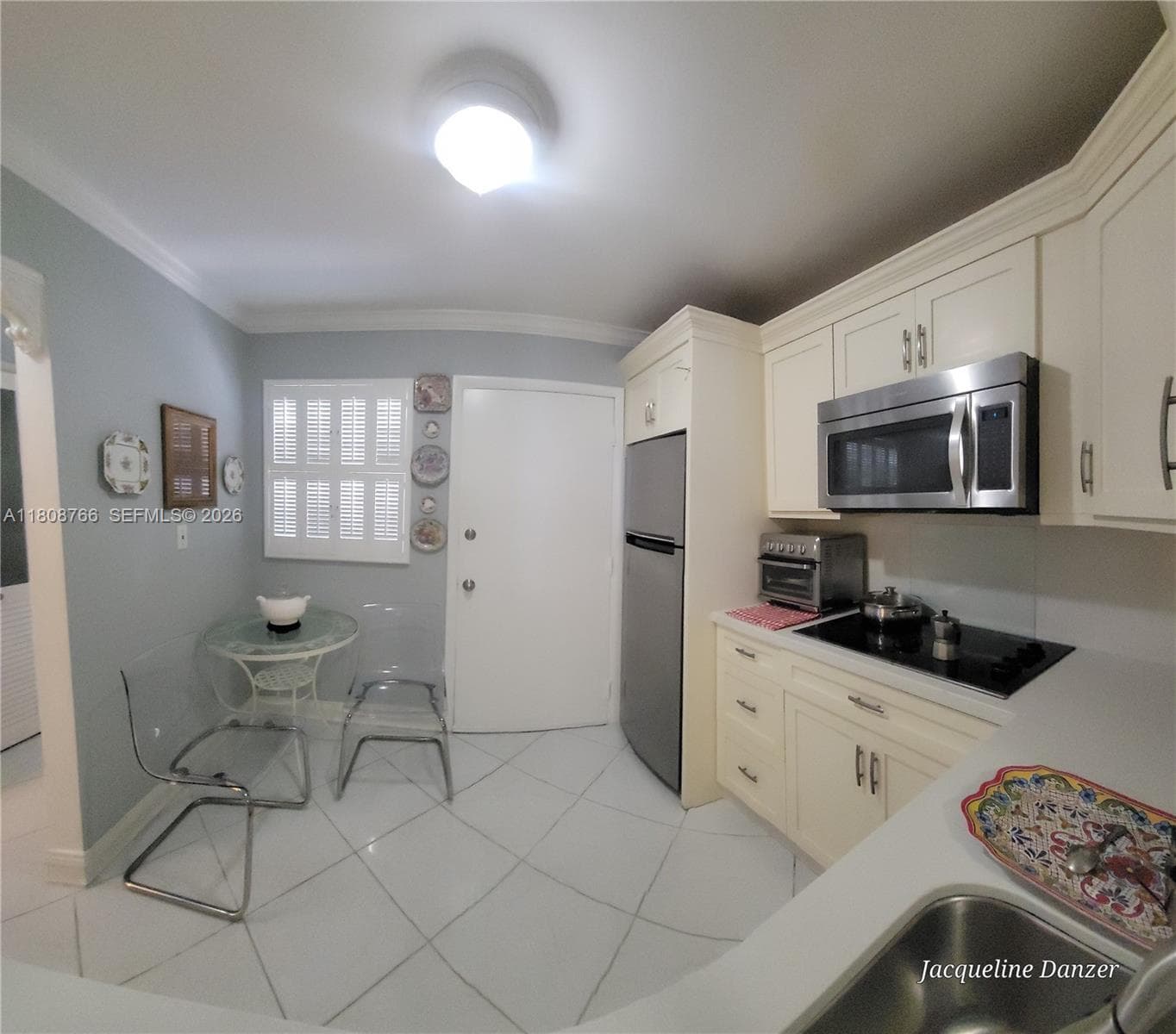3600 NE 170th St # 404, North Miami Beach FL 33160 — 10