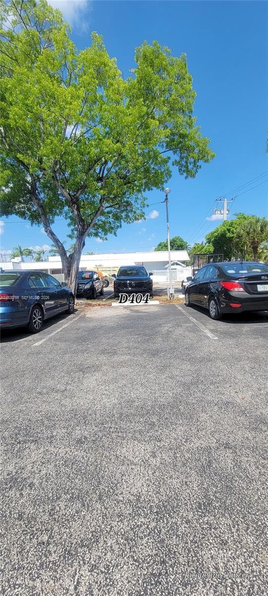 3600 NE 170th St # 404, North Miami Beach FL 33160 — 29