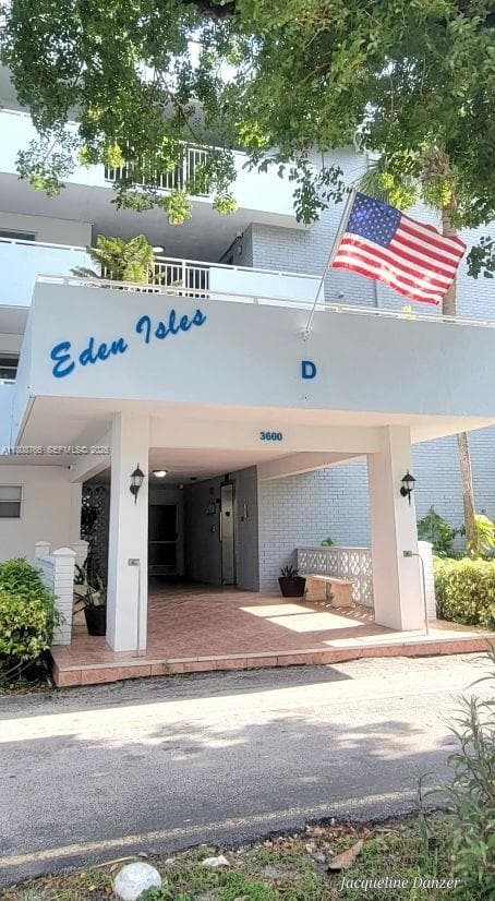 3600 NE 170th St # 404, North Miami Beach FL 33160 — 4