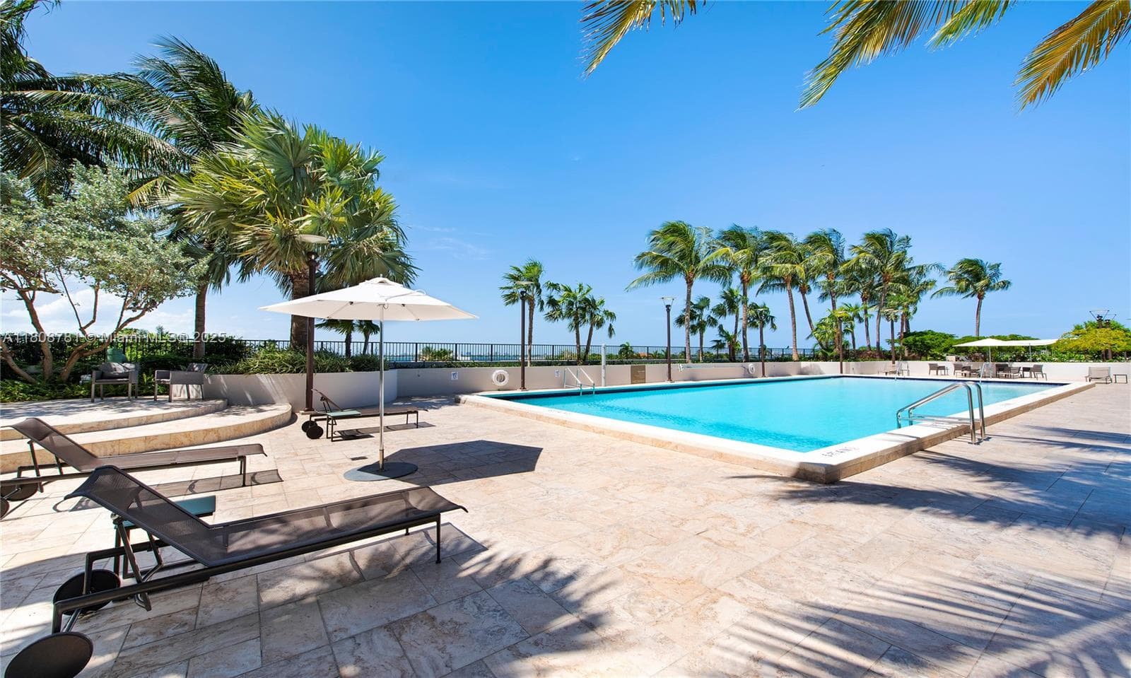 1000 Venetian Way # 114, Miami FL 33139 — 3