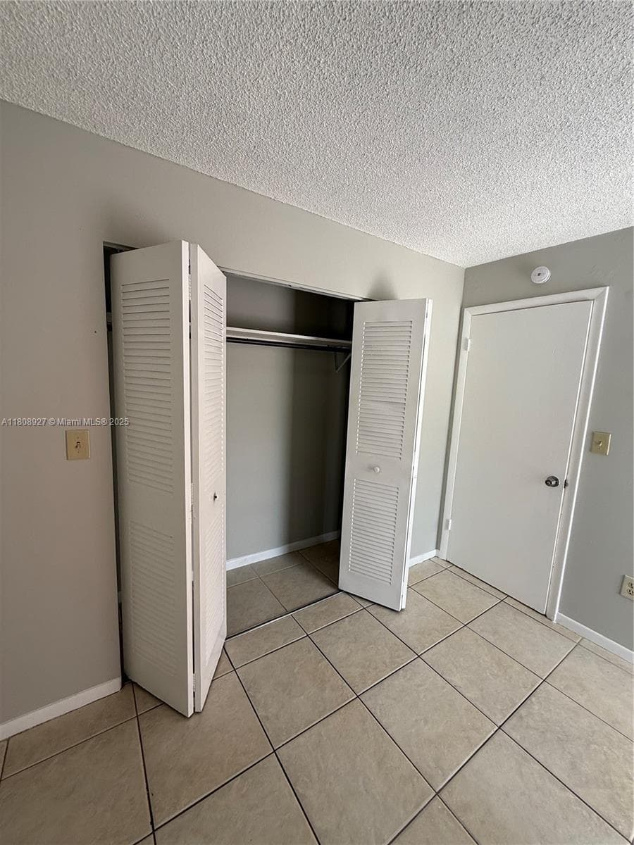 4705 NW 7th St # 7, Miami FL 33126 — 12