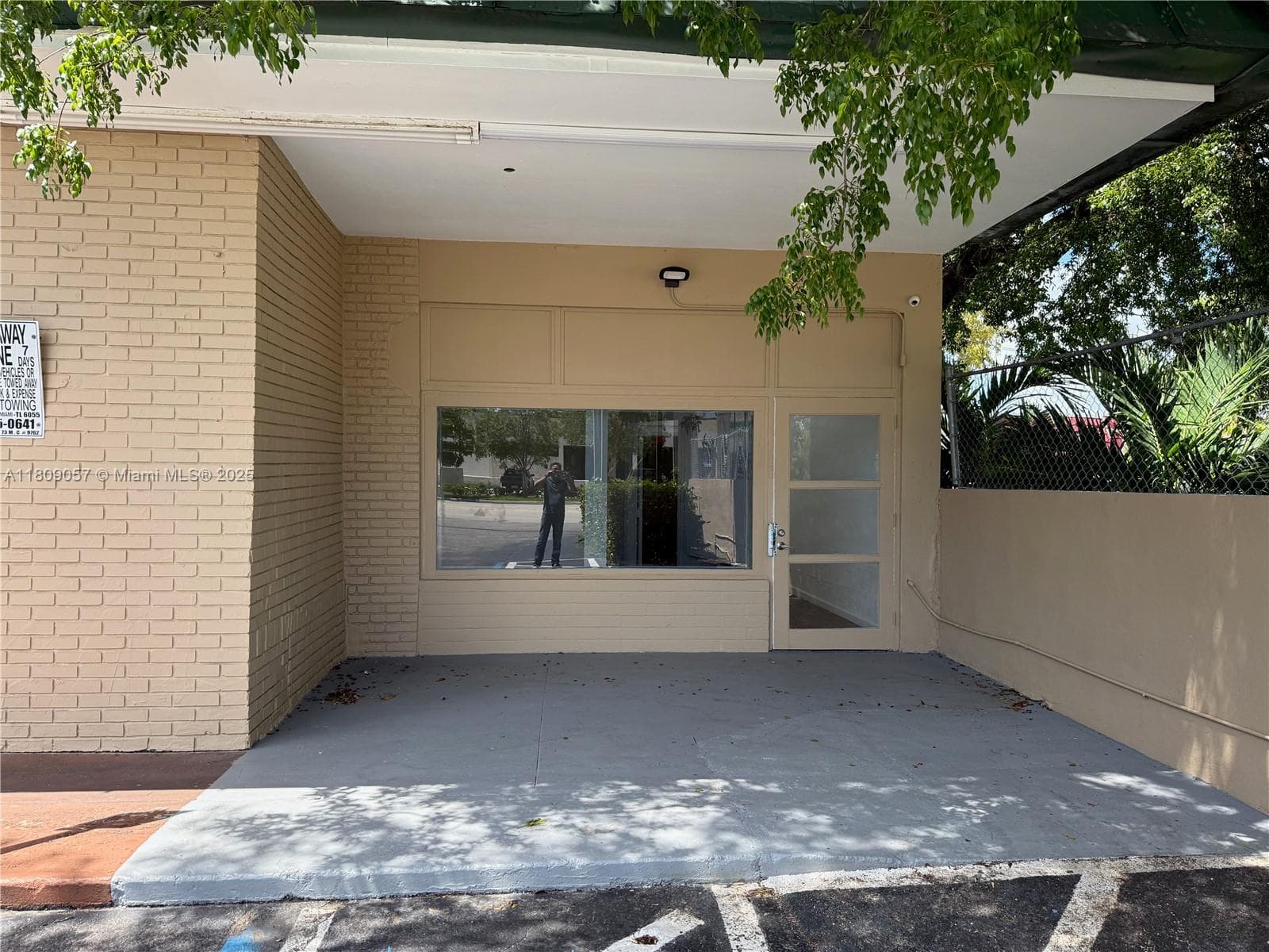 8320 SW 124th St, Pinecrest FL 33156 — 3