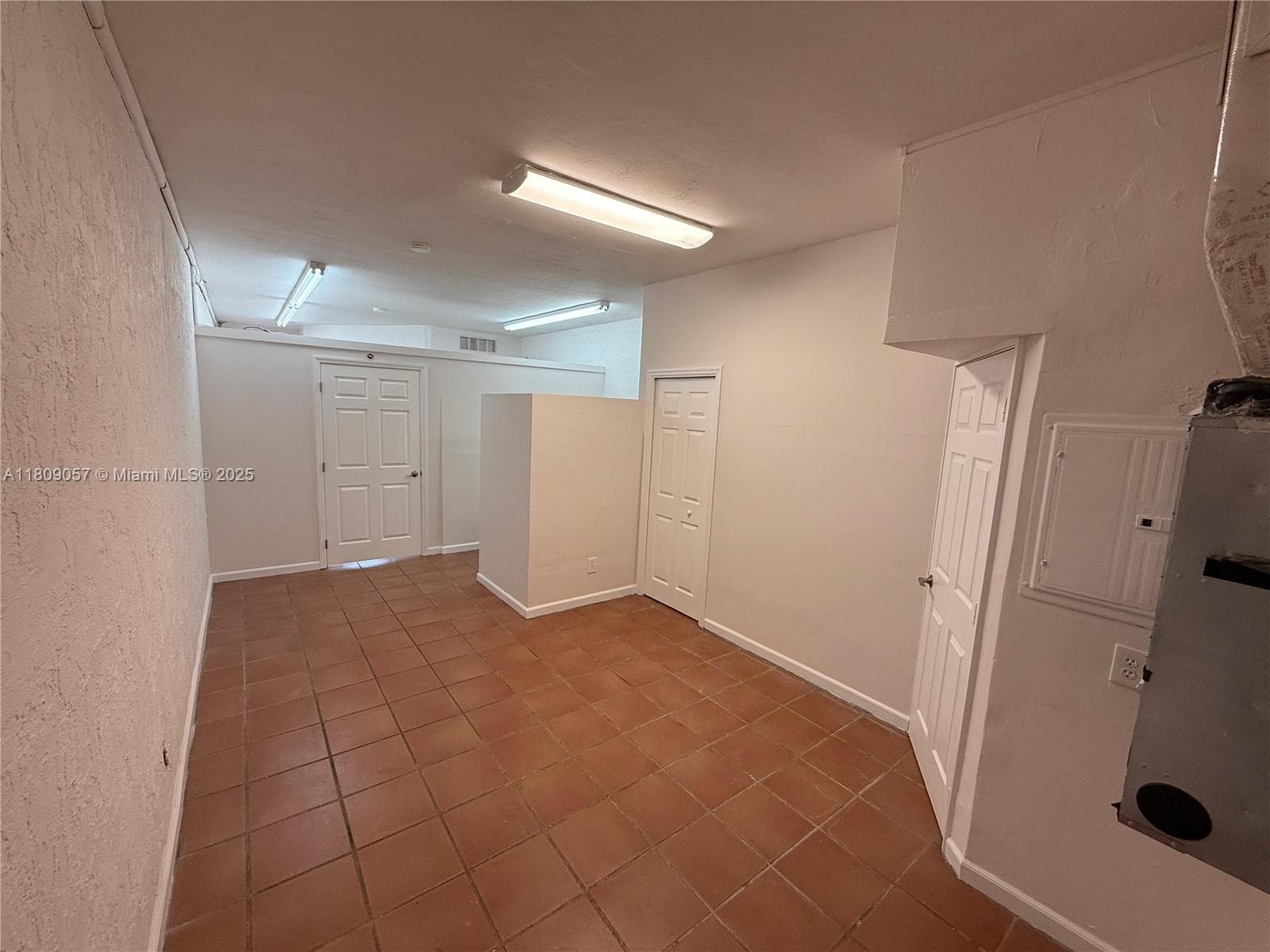 8320 SW 124th St, Pinecrest FL 33156 — 11