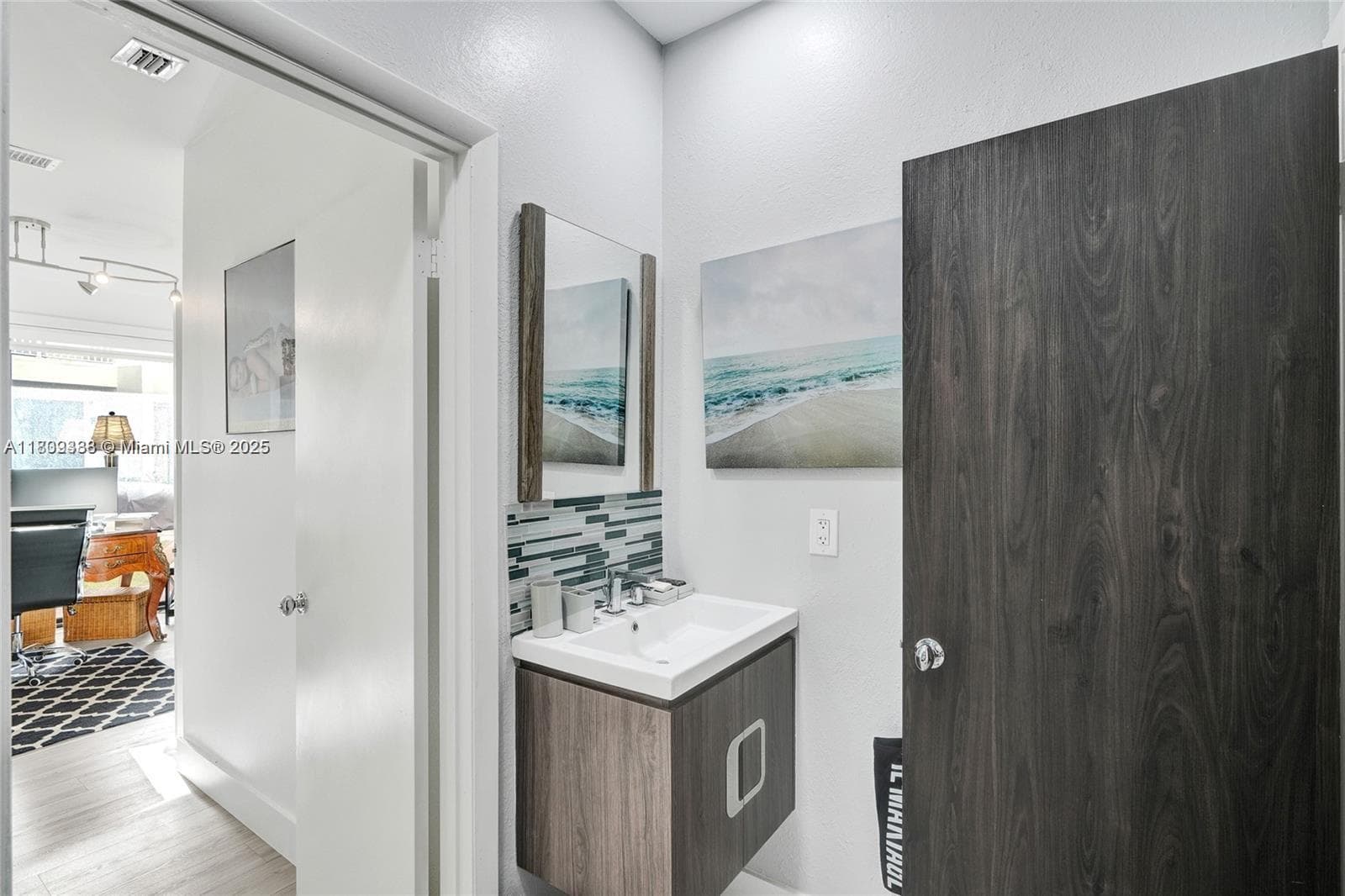 21388 Marina Cove Cir # G, Aventura FL 33180 — 32