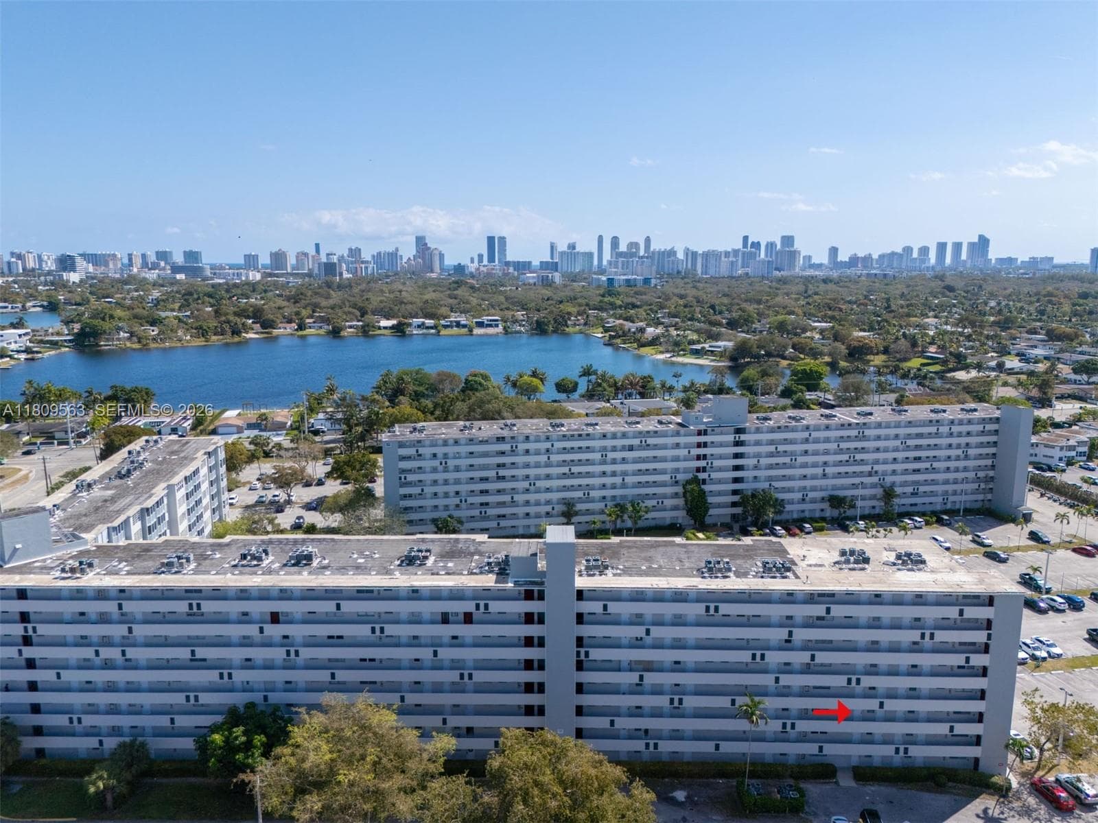 1770 NE 191st St # 1, Miami FL 33179 — 2