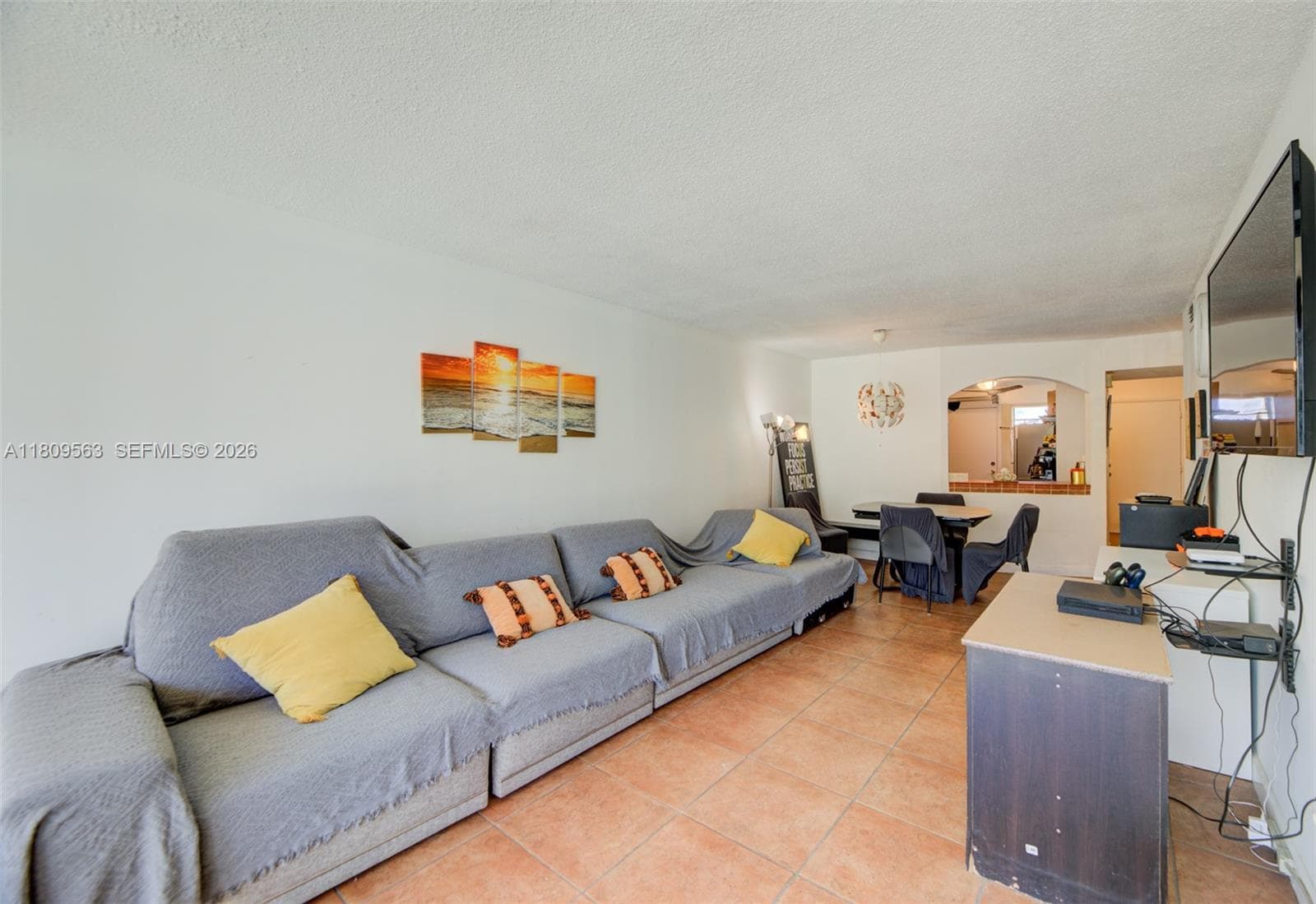 1770 NE 191st St # 1, Miami FL 33179 — 19