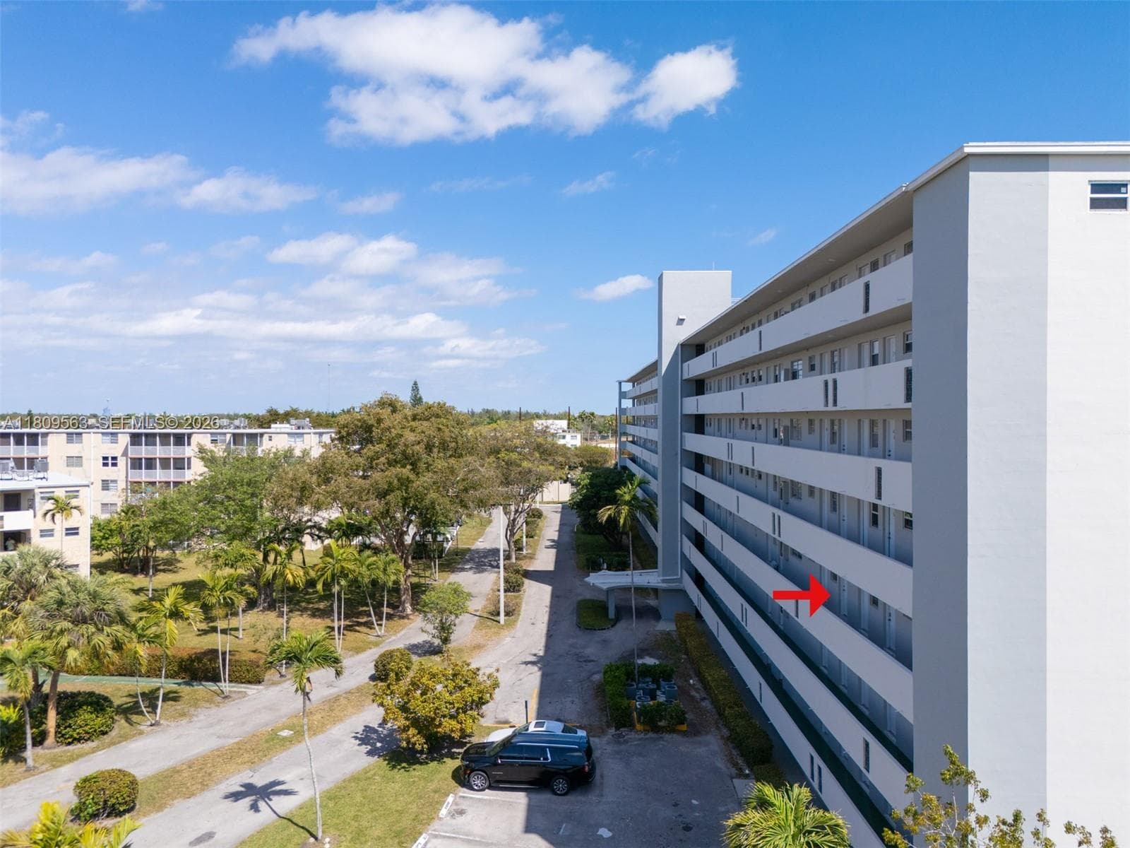 1770 NE 191st St # 1, Miami FL 33179 — 8