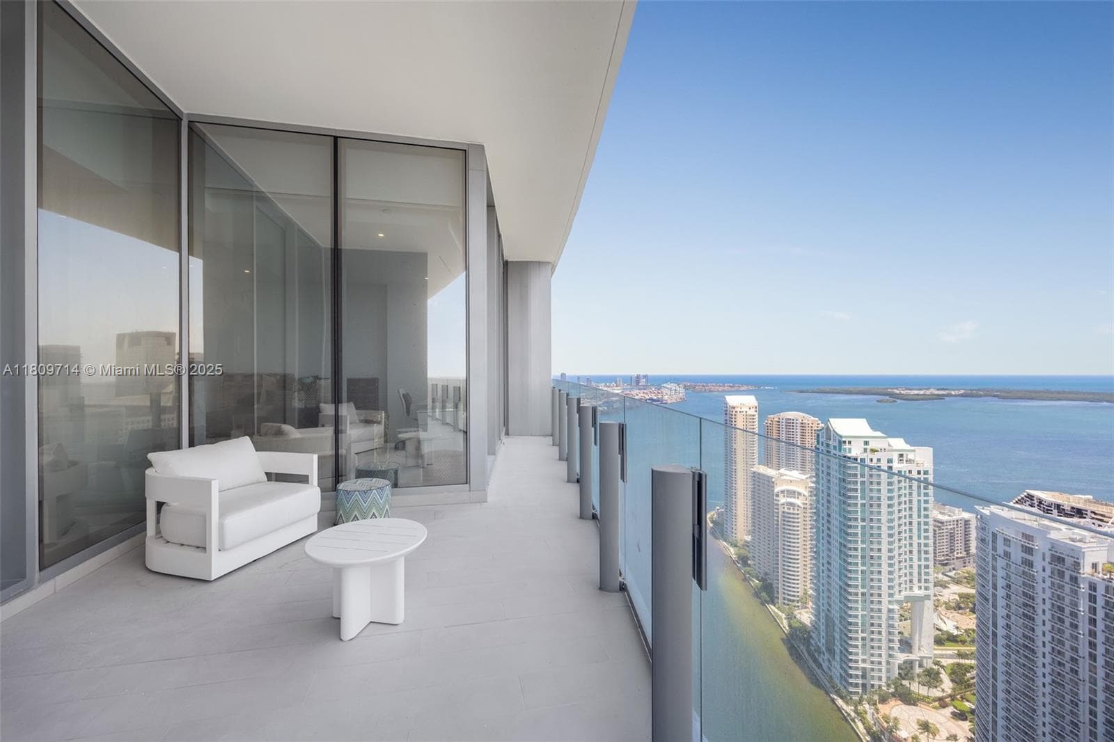 300 Biscayne Blvd Way # 5205W, Miami FL 33131 — 27