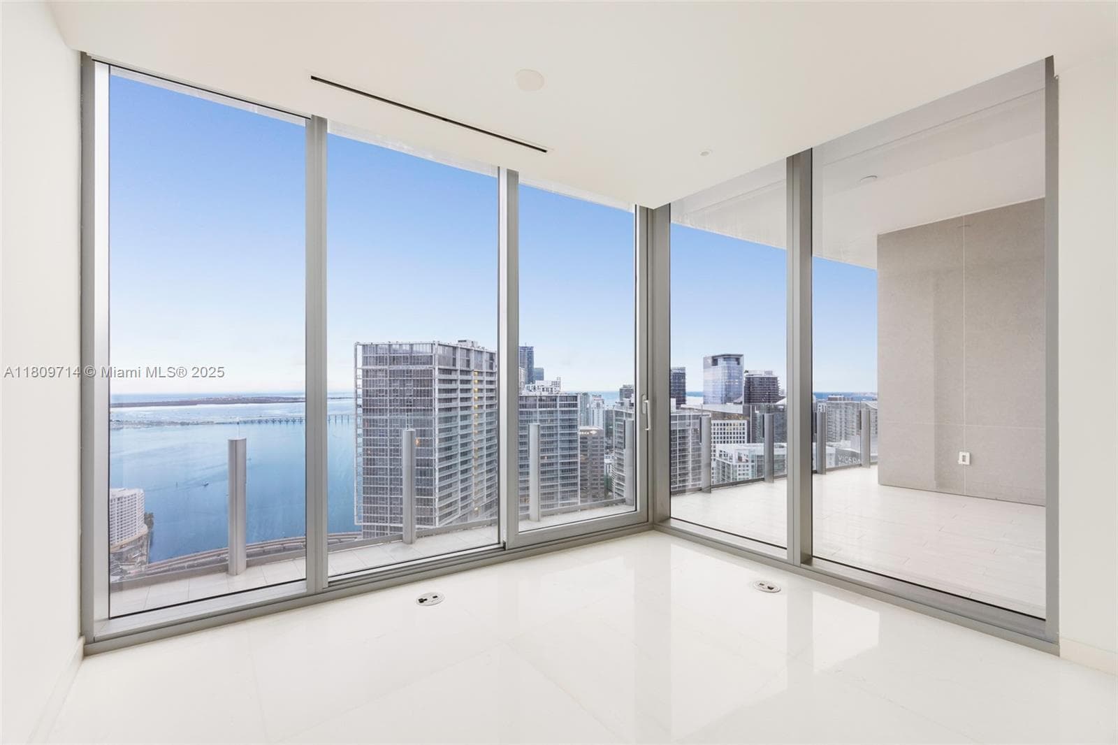 300 Biscayne Blvd Way # 5205W, Miami FL 33131 — 22