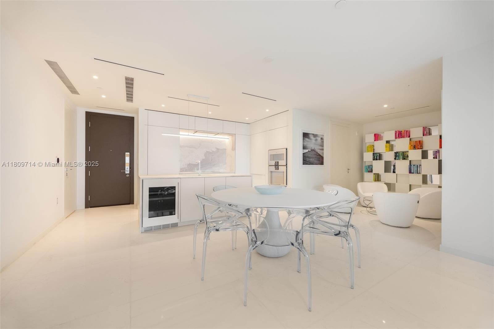 300 Biscayne Blvd Way # 5205W, Miami FL 33131 — 7