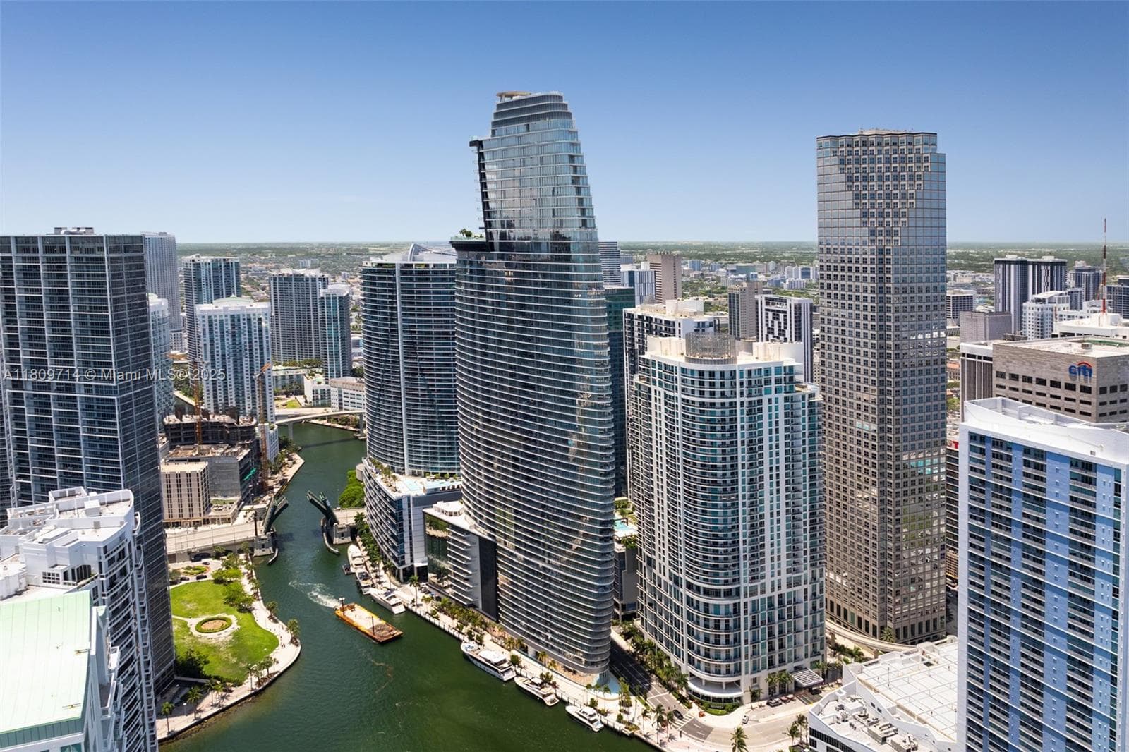 300 Biscayne Blvd Way # 5205W, Miami FL 33131 — 38