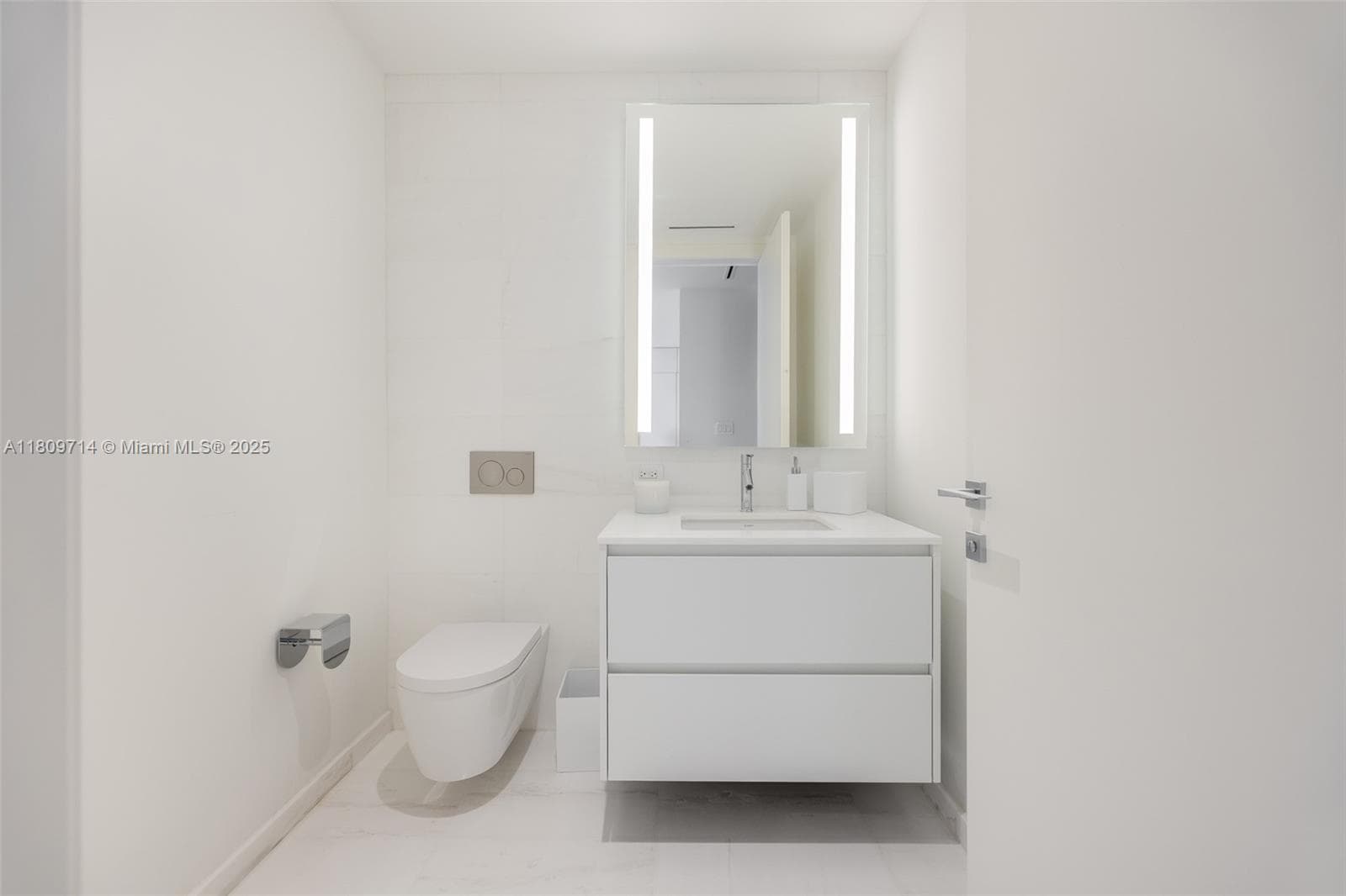 300 Biscayne Blvd Way # 5205W, Miami FL 33131 — 25