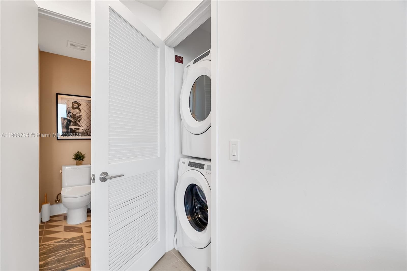 601 NE 1st Ave # 4907, Miami FL 33132 — 27