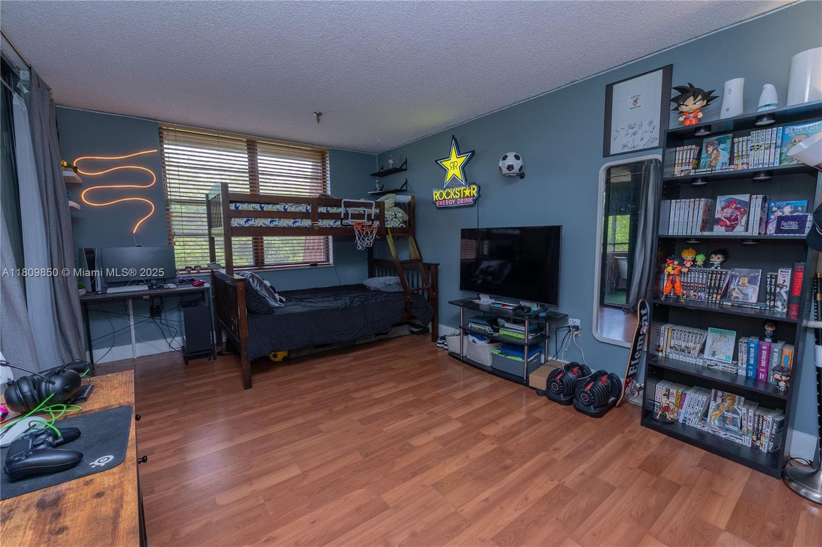 665 NE 195th St # 419, Miami FL 33179 — 20