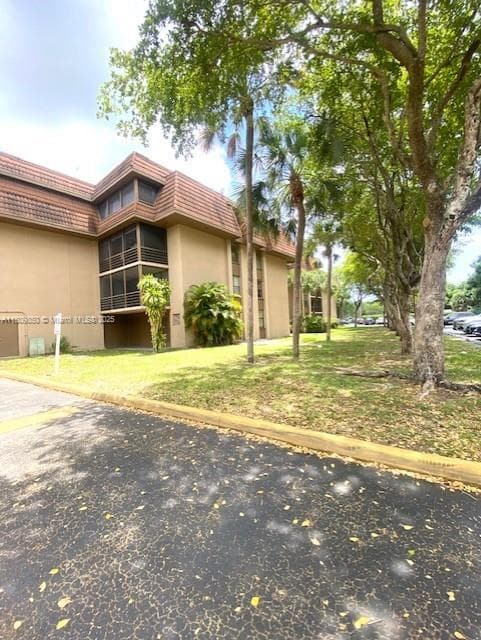 665 NE 195th St # 419, Miami FL 33179 — 50