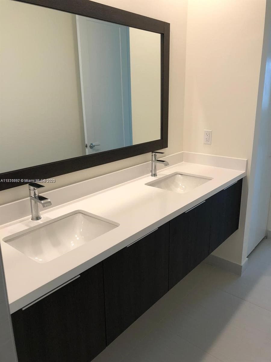 Landmark At Doral Condo N, Doral, FL — 3