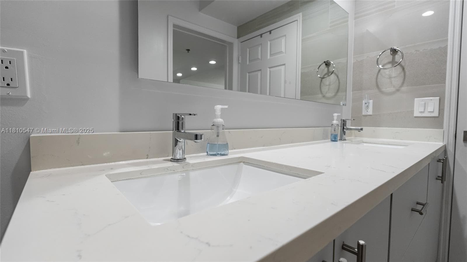 3245 NE 184th St # 13213, Aventura FL 33160 — 50