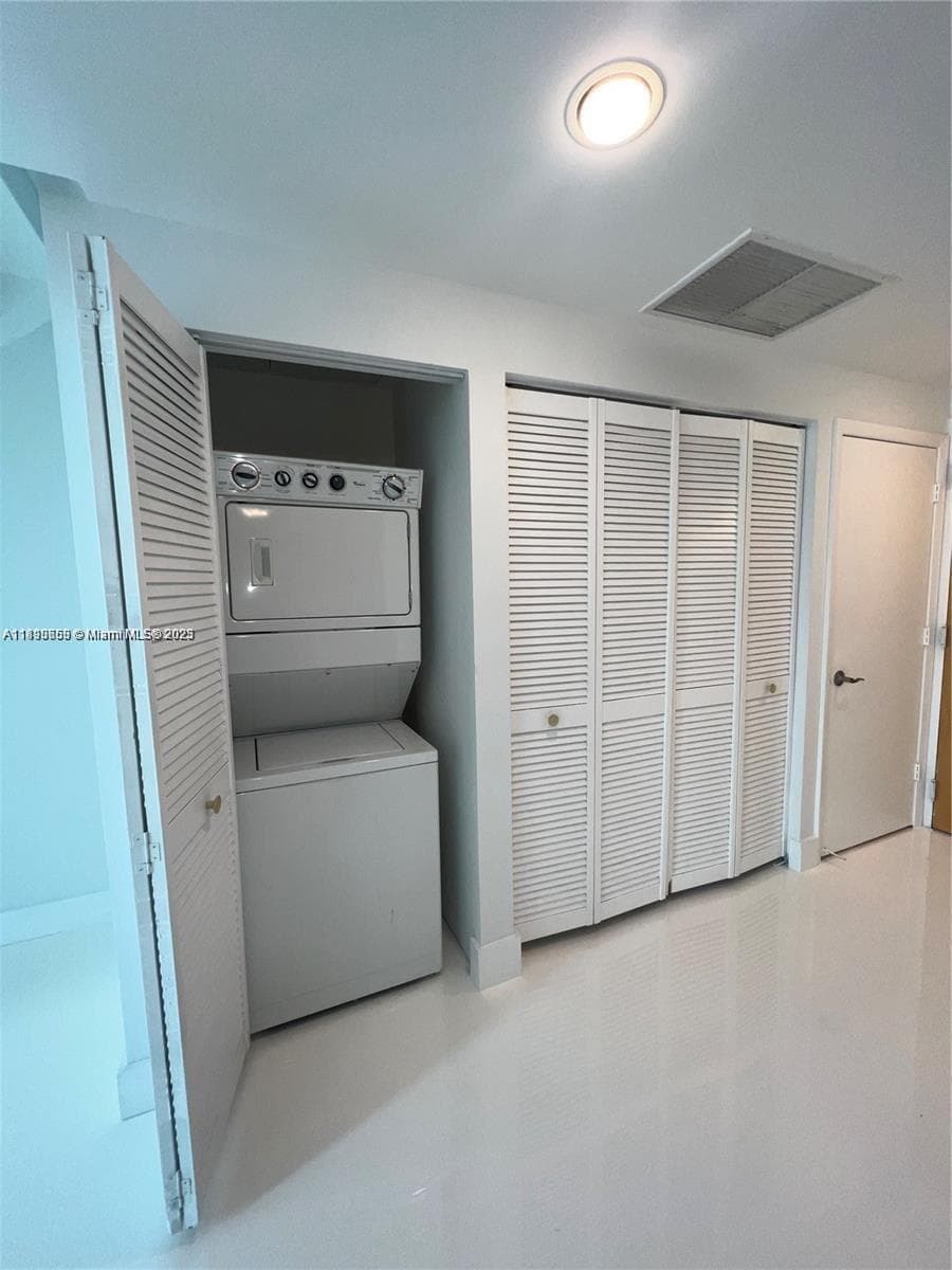 244 Biscayne Blvd # 643, Miami FL 33132 — 10