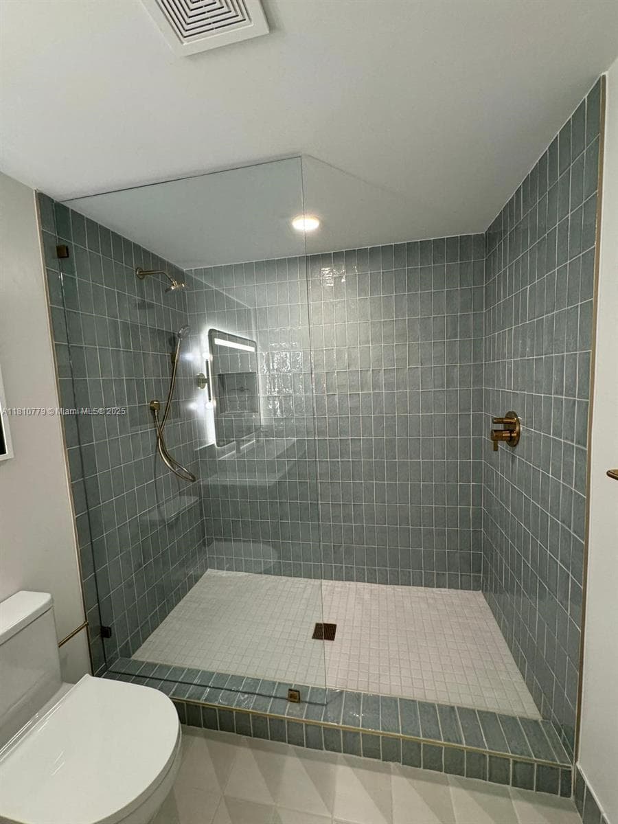 159 NE 6TH ST # 4215, Miami FL 33132 — 35