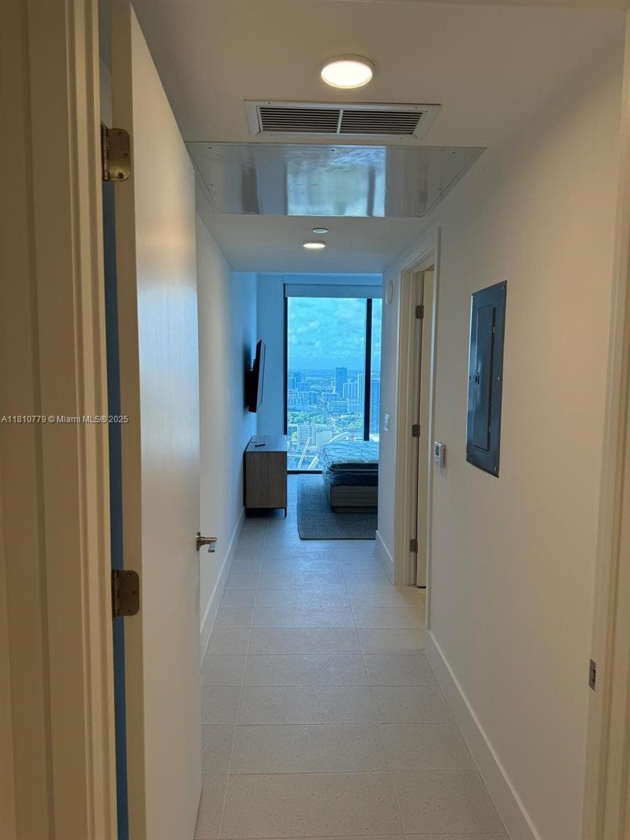 159 NE 6TH ST # 4215, Miami FL 33132 — 21