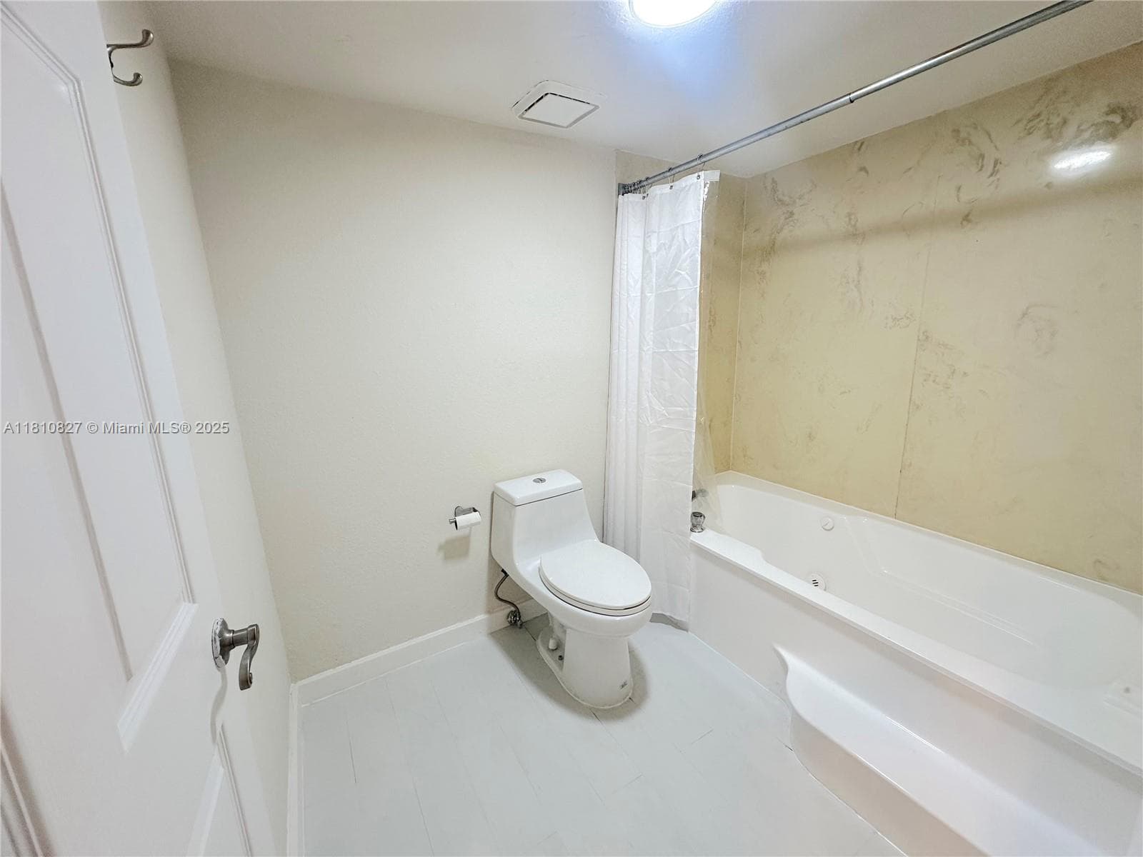 520 Brickell Key Dr # A811, Miami FL 33131 — 27
