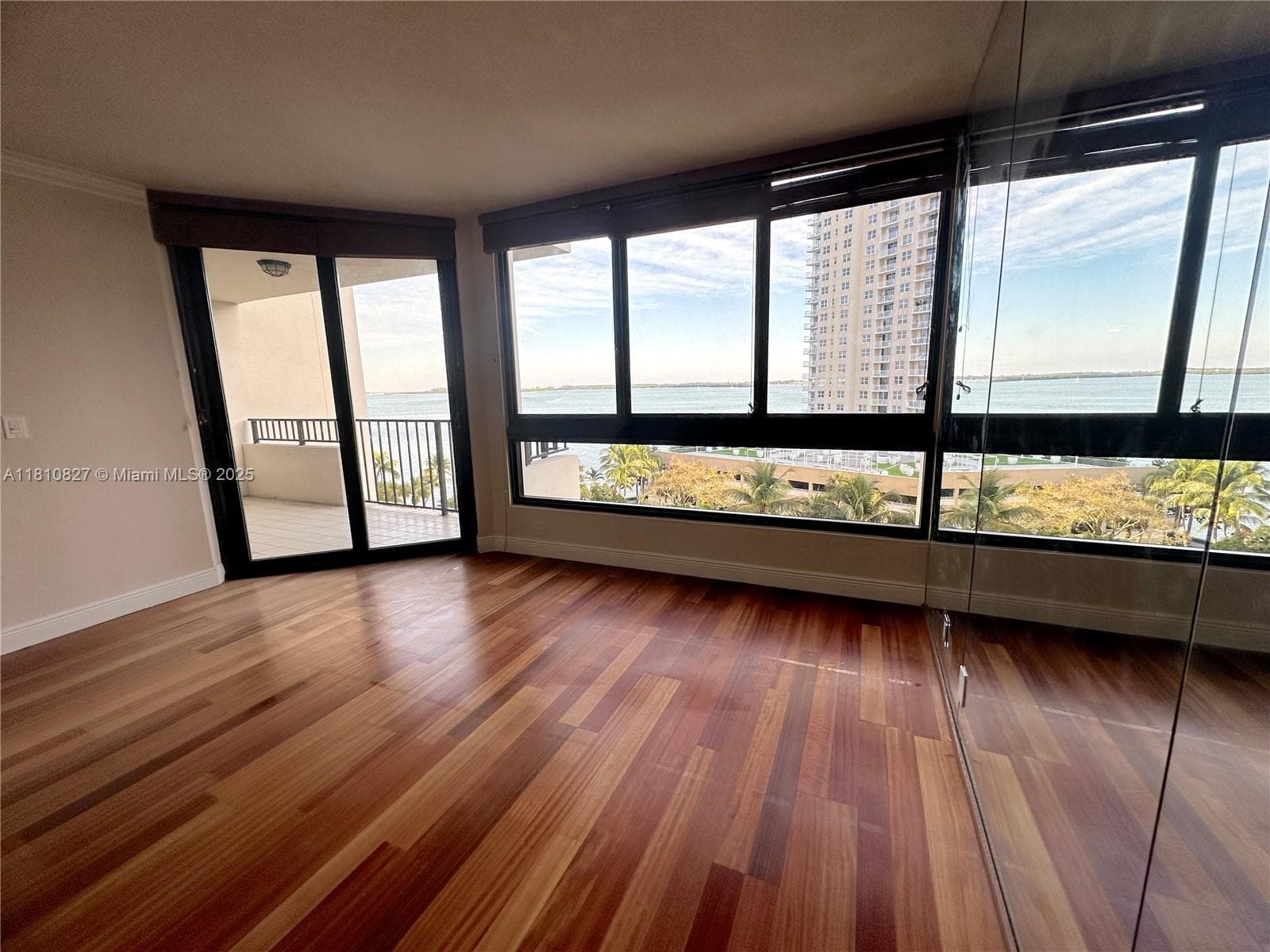 520 Brickell Key Dr # A811, Miami FL 33131 — 2