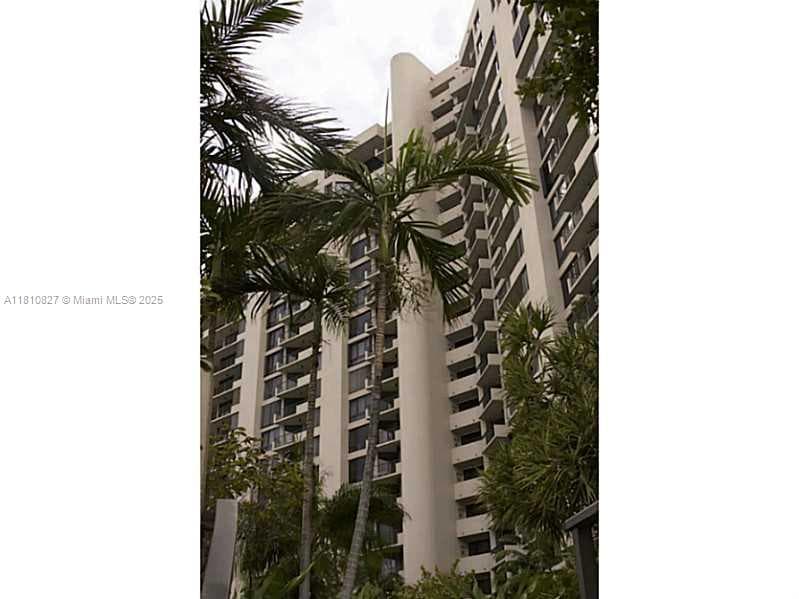 520 Brickell Key Dr # A811, Miami FL 33131 — 3