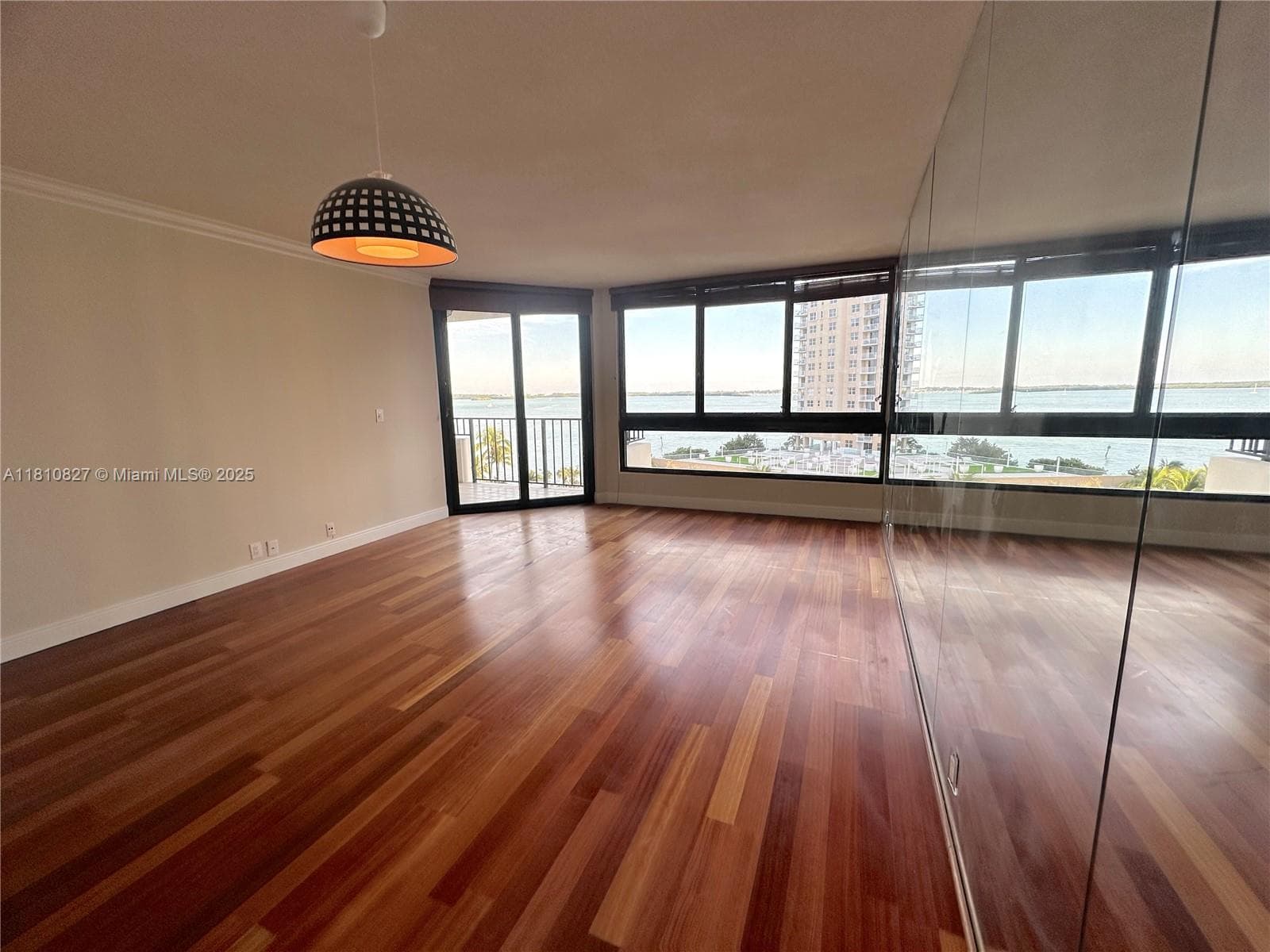 520 Brickell Key Dr # A811, Miami FL 33131 — 1