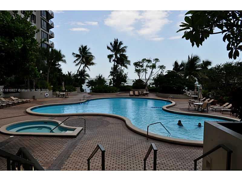 520 Brickell Key Dr # A811, Miami FL 33131 — 44