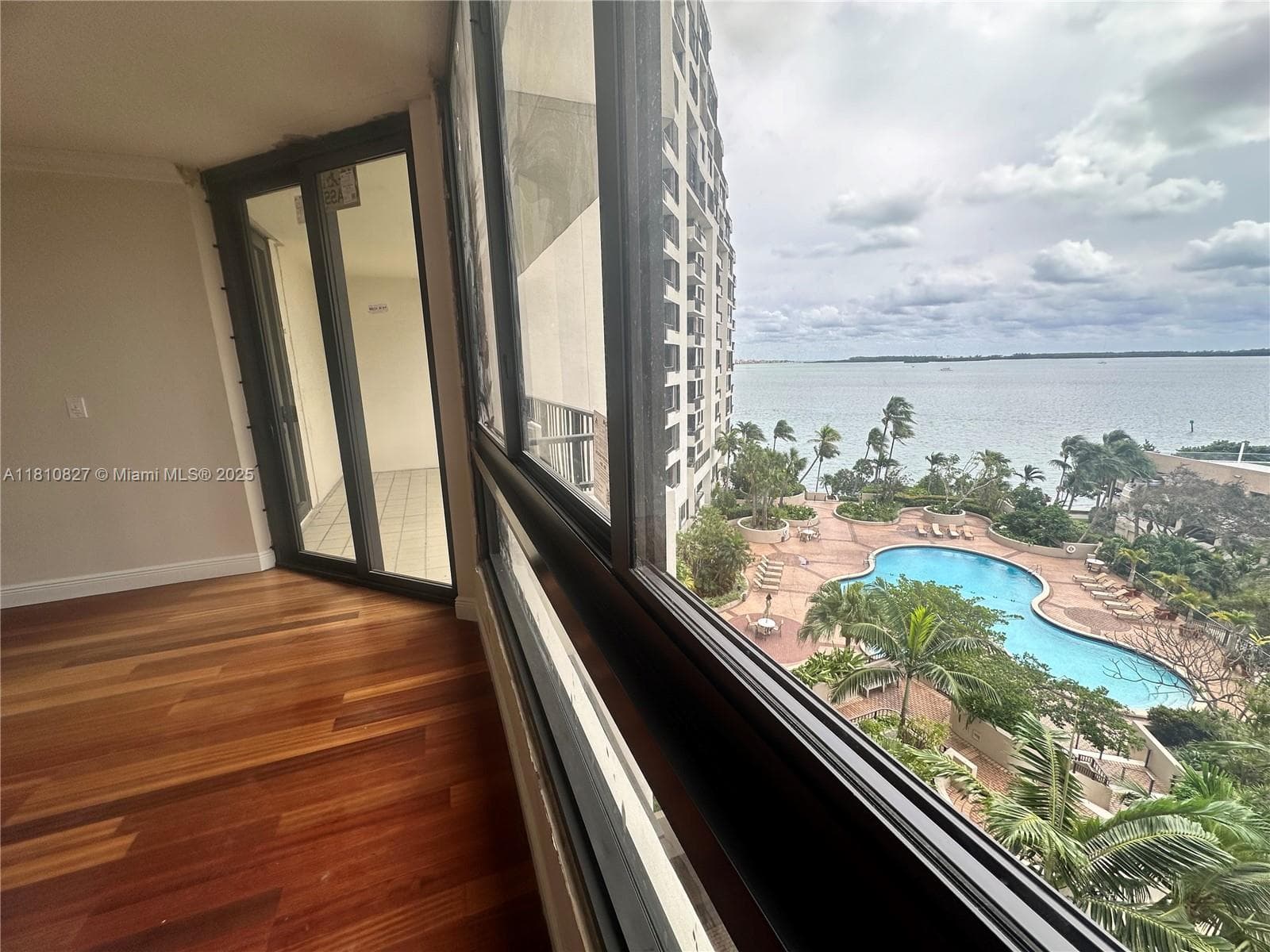 520 Brickell Key Dr # A811, Miami FL 33131 — 8